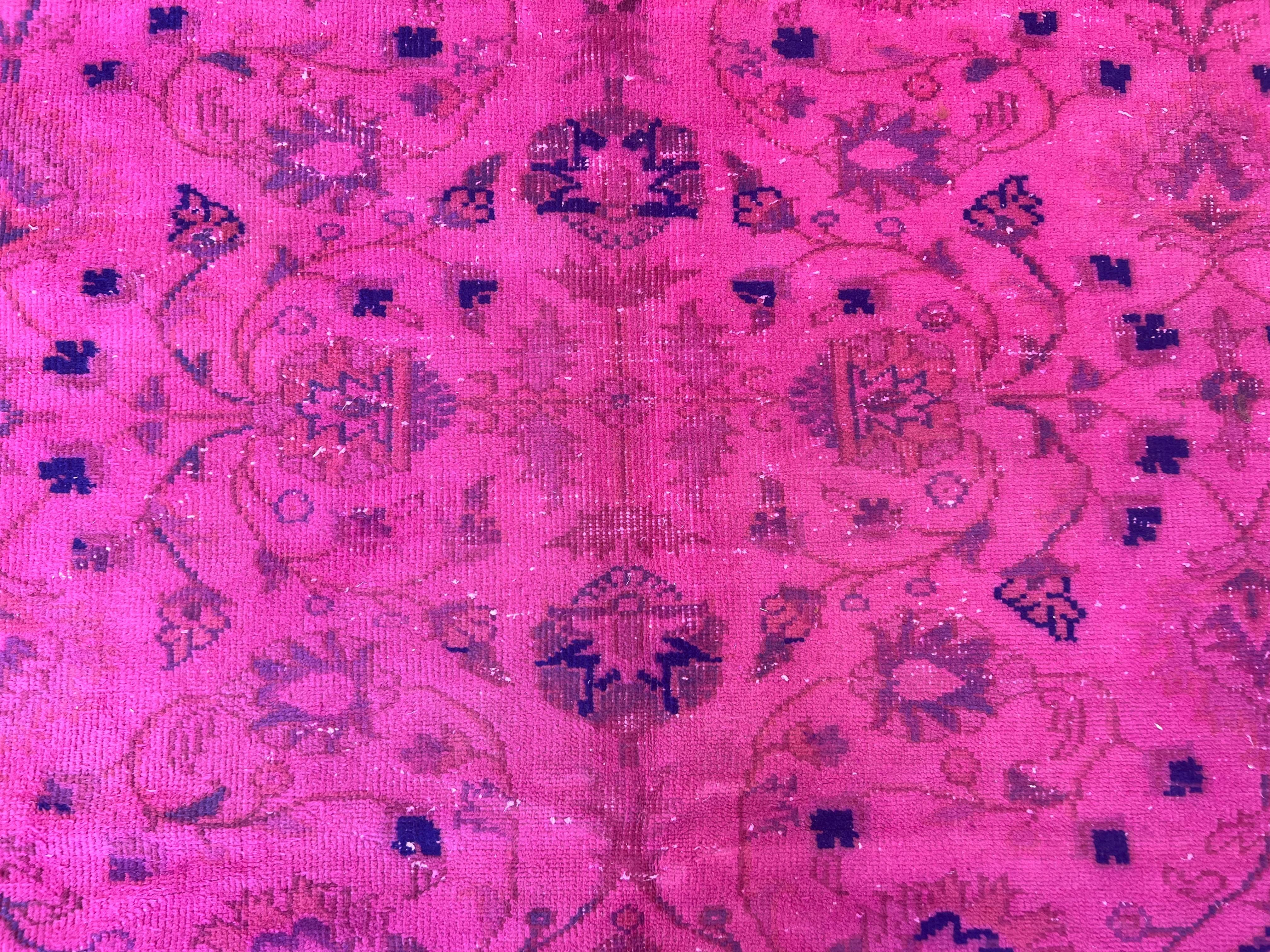 6.5x9 Ft Tapis turc rose fait à la main avec Botanical Garden Design & Solid Border en vente 1