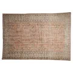Tapis d'Oushak vintage vieilli
