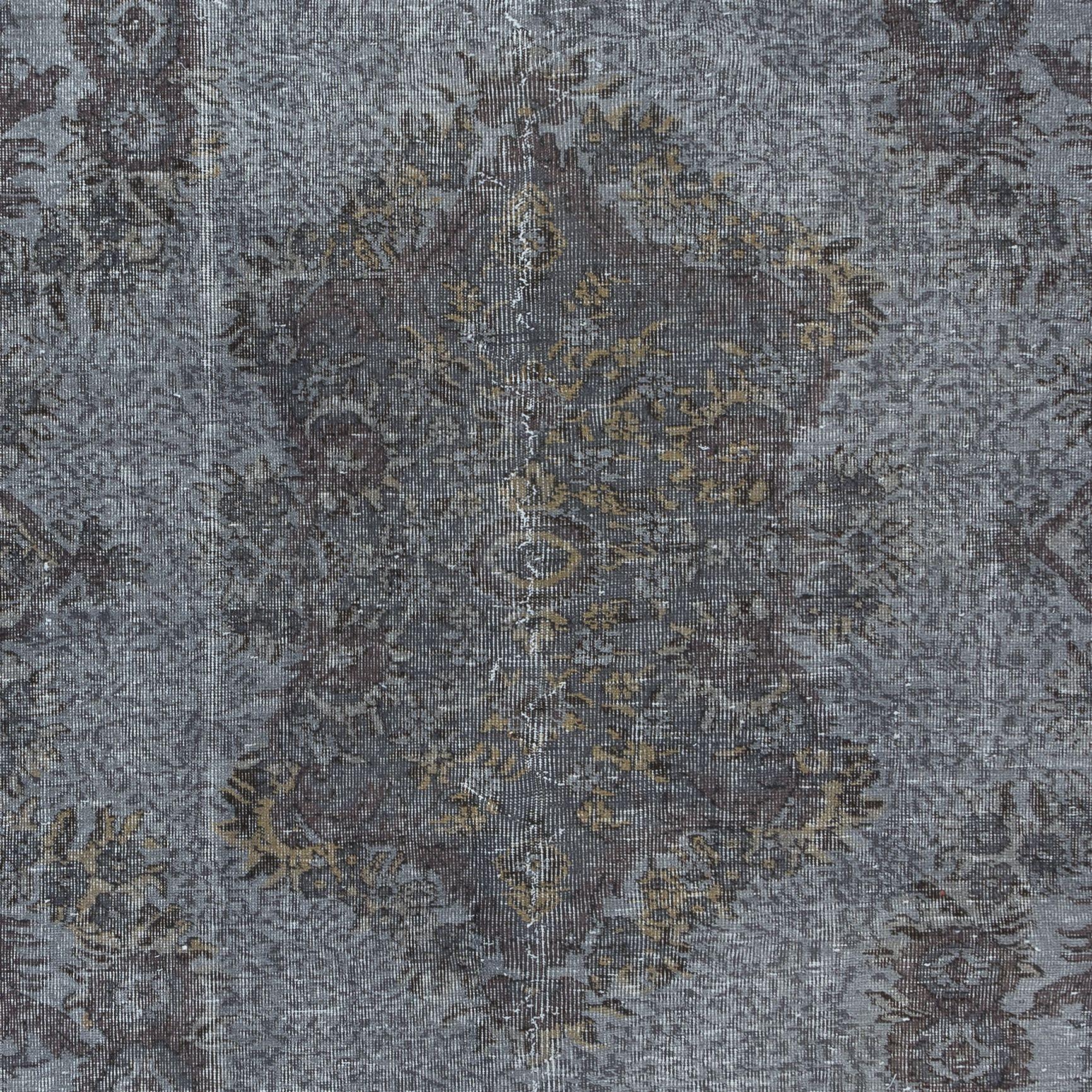 6.5x9.6 Ft Aubusson Inspired Rug in Gray for Modern Interior, Handmade in Turkey In Good Condition For Sale In Philadelphia, PA