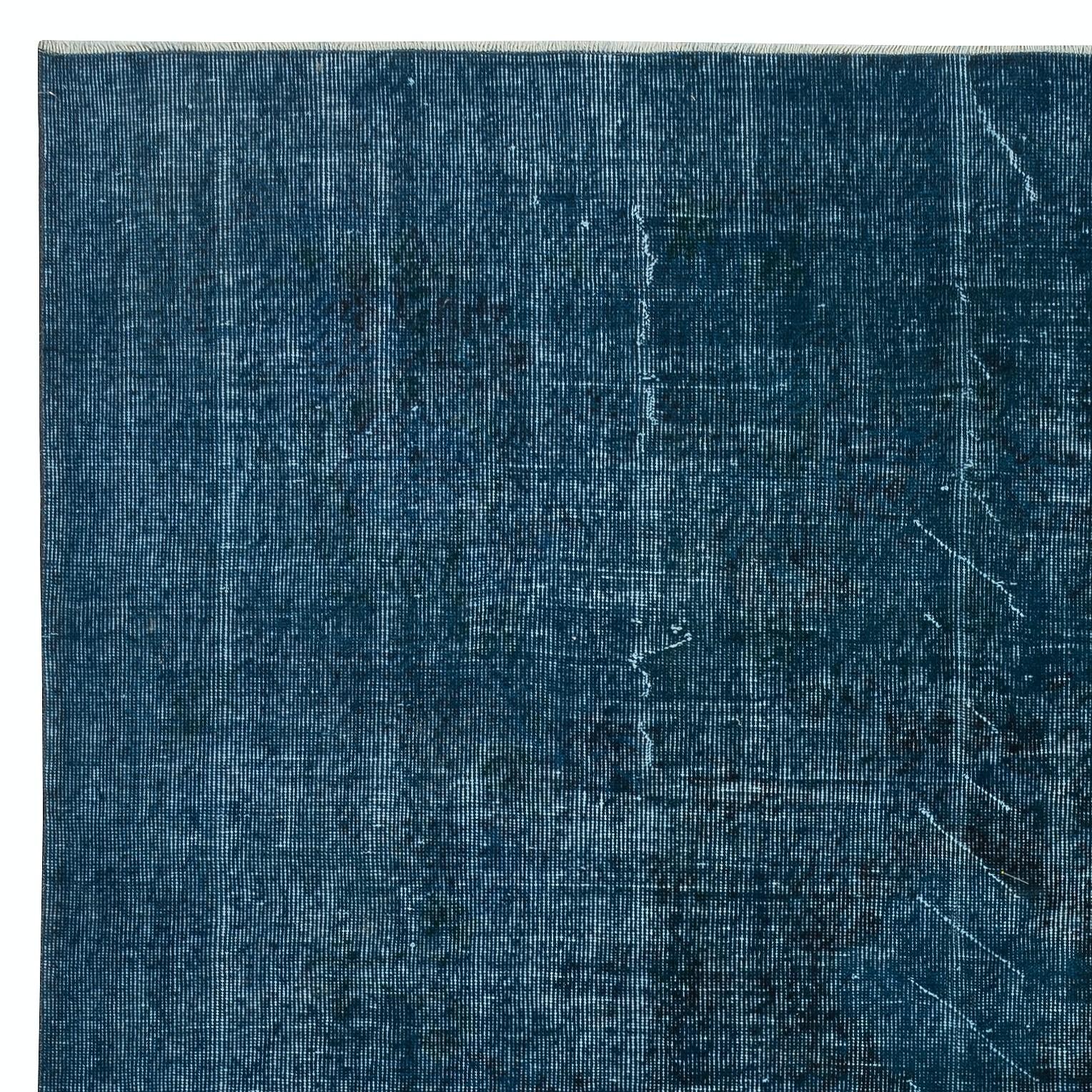 Hand-Knotted 6.5x9.6 Ft Modern Wool Area Rug in Solid Navy Blue Color, Hand-knotted in Turkey For Sale