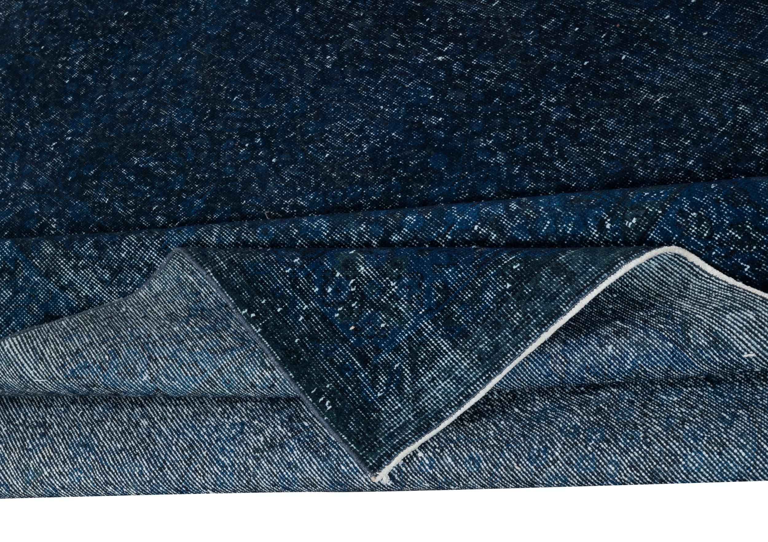 Handgefertigter marineblauer 6,5x9,8 Ft Teppich für das Wohnzimmer, moderner türkischer Teppich (Moderne) im Angebot