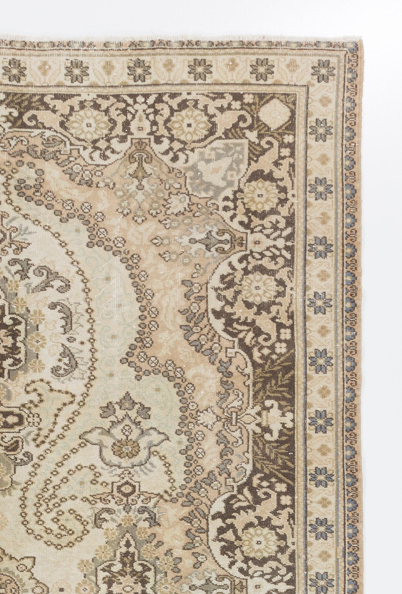 stanischer 6,5x9,8 Ft Teppich aus Wolle, handgeknüpft, sonnenverblasst (Oushak) im Angebot
