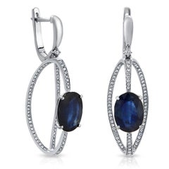 Pendientes de gota de oro blanco de 14 quilates con zafiro azul tailandés natural de 6,6 quilates y diamantes de 0,65 quilates