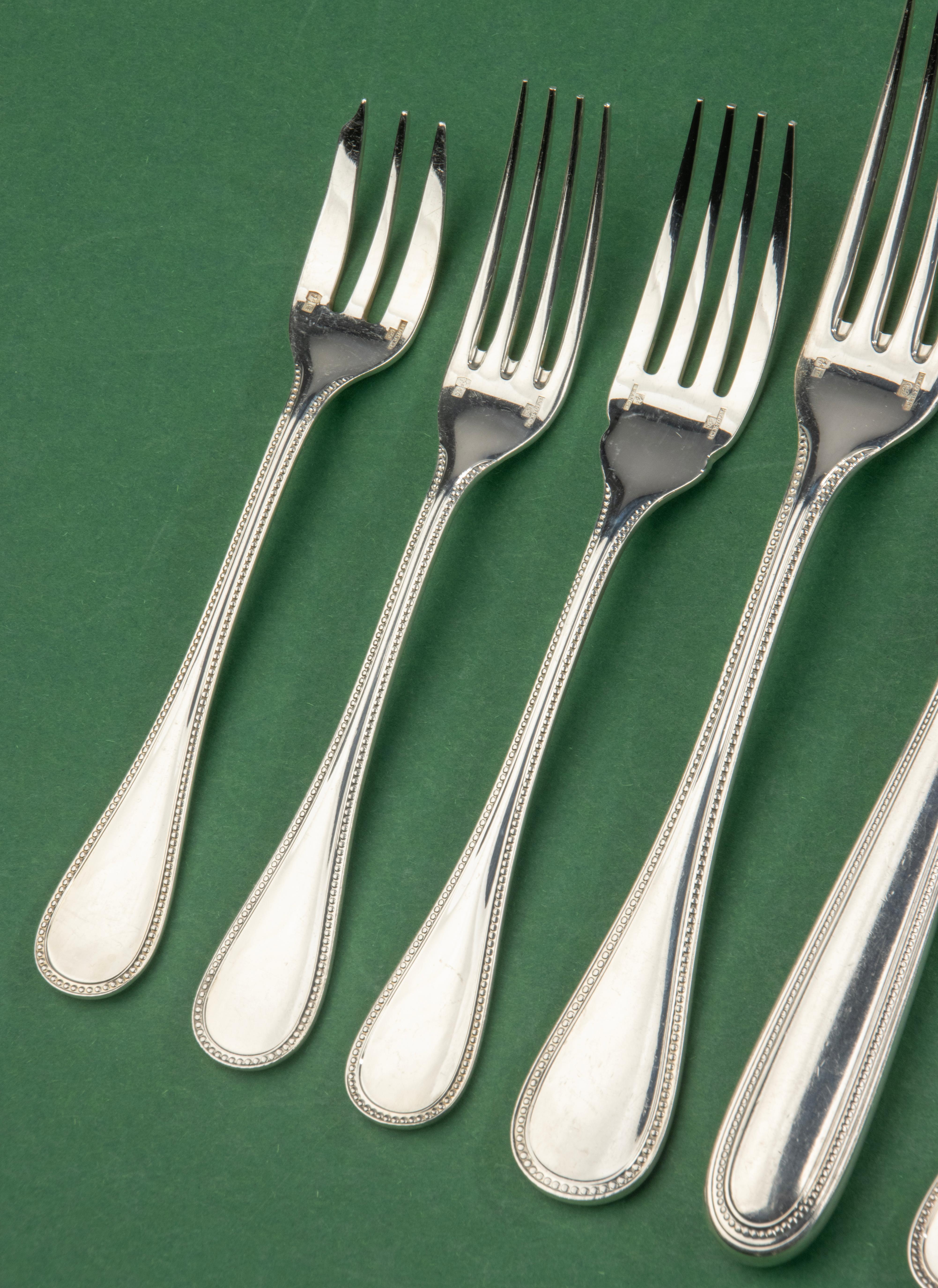 Hand-Crafted 66-Piece Set Tableware - Christofle - Perles - Complete for 6 Persons