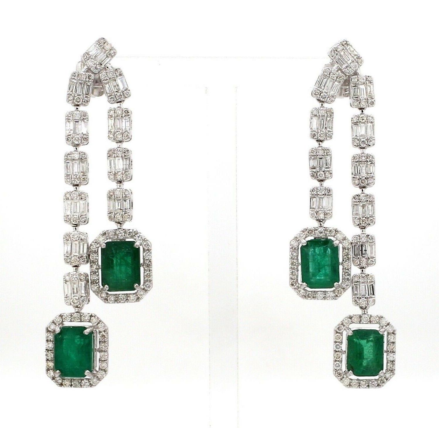 6.60 Carat Emerald Diamond 18 Karat Gold Earrings In New Condition For Sale In Hoffman Estate, IL