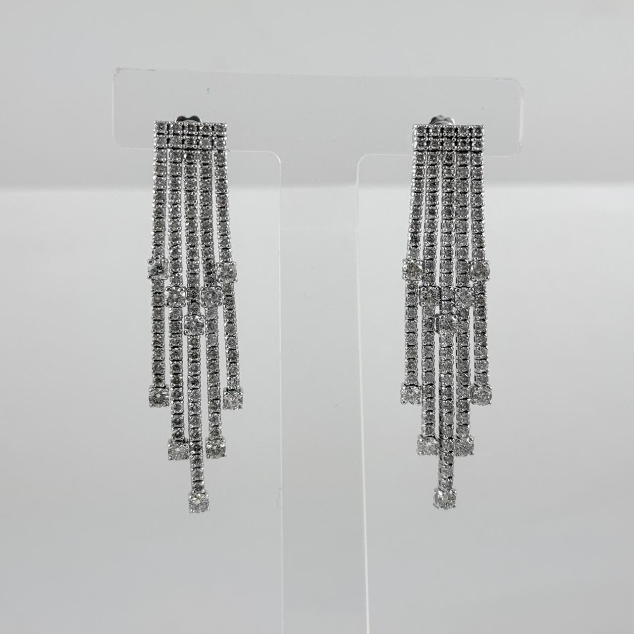 Orecchini a Stazione con Diamante a Cinque File da 6,60 Carati in Oro Bianco 18K in vendita 1