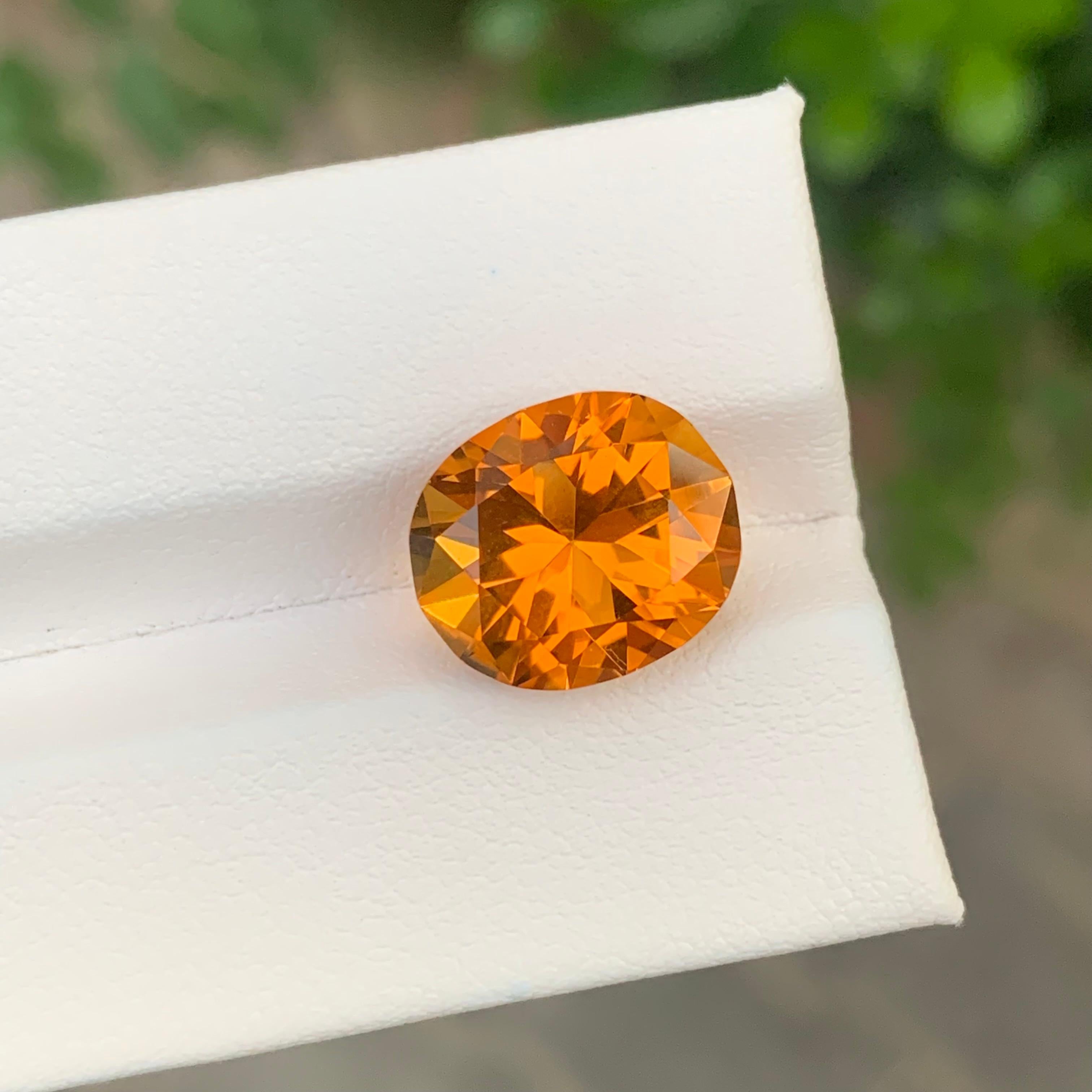 6.60 Carat Natural Loose Madeira Citrine Oval Shape Gemstone Brazil’s Mine For Sale 4