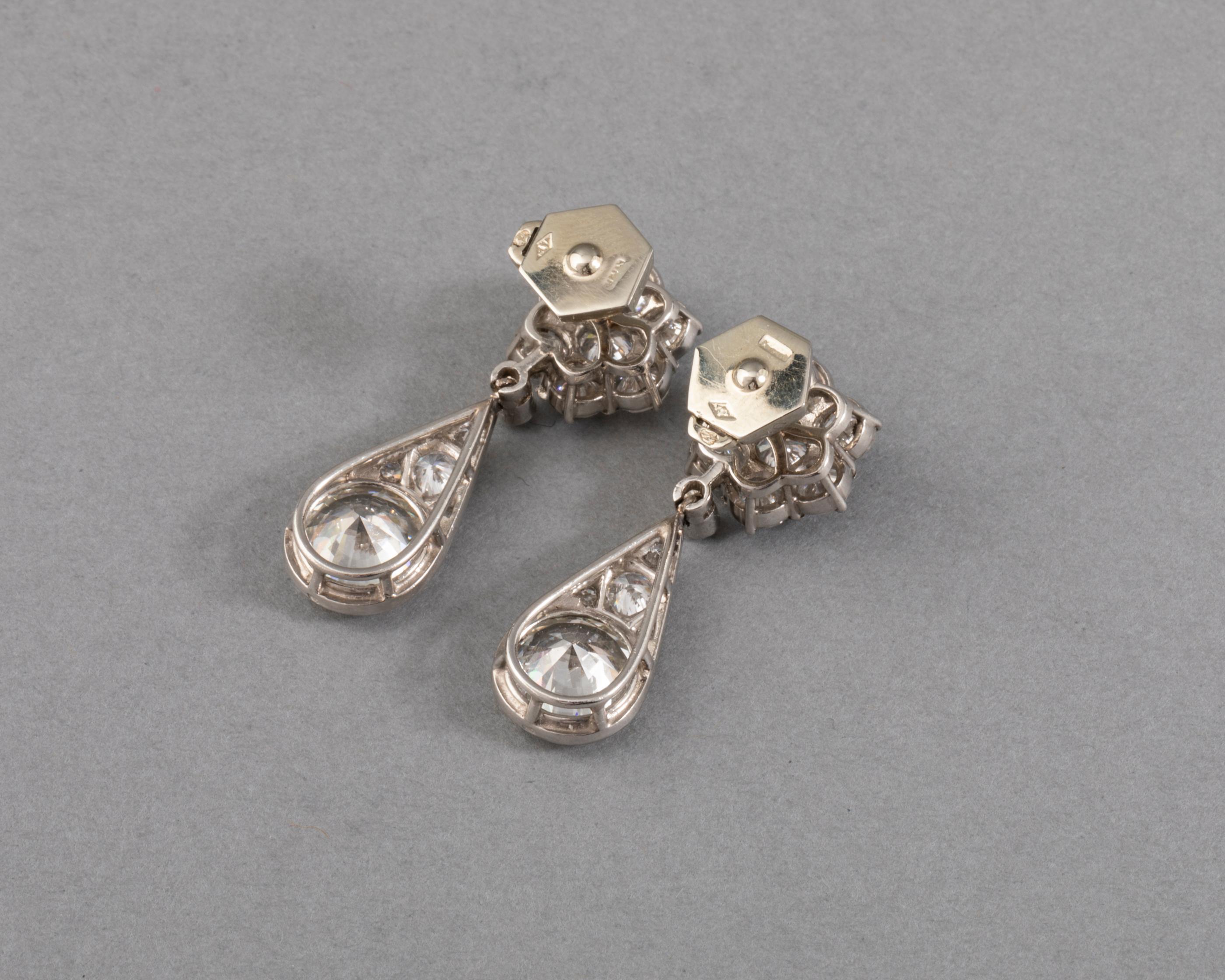 Women's 6.60 Carat Diamonds French Art Deco Earrings