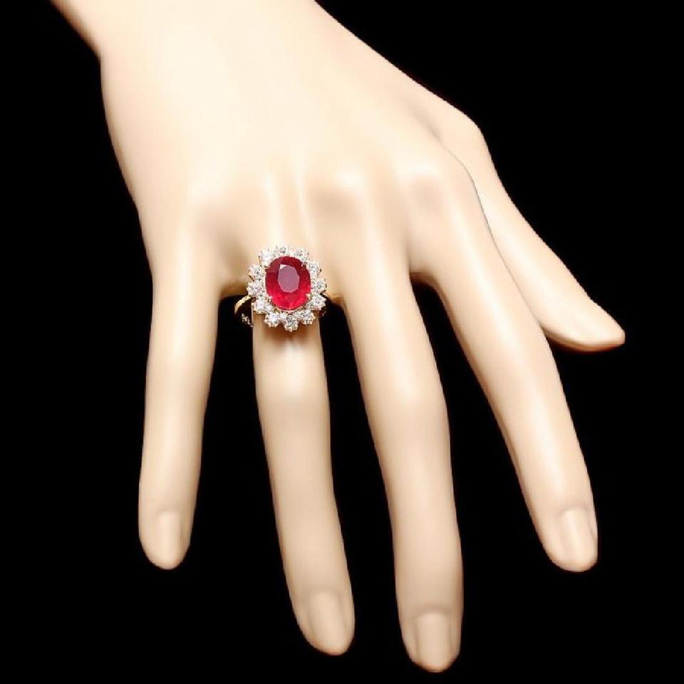 Mixed Cut 6.60 Carat Impressive Natural Red Ruby and Diamond 14 Karat Yellow Gold Ring For Sale