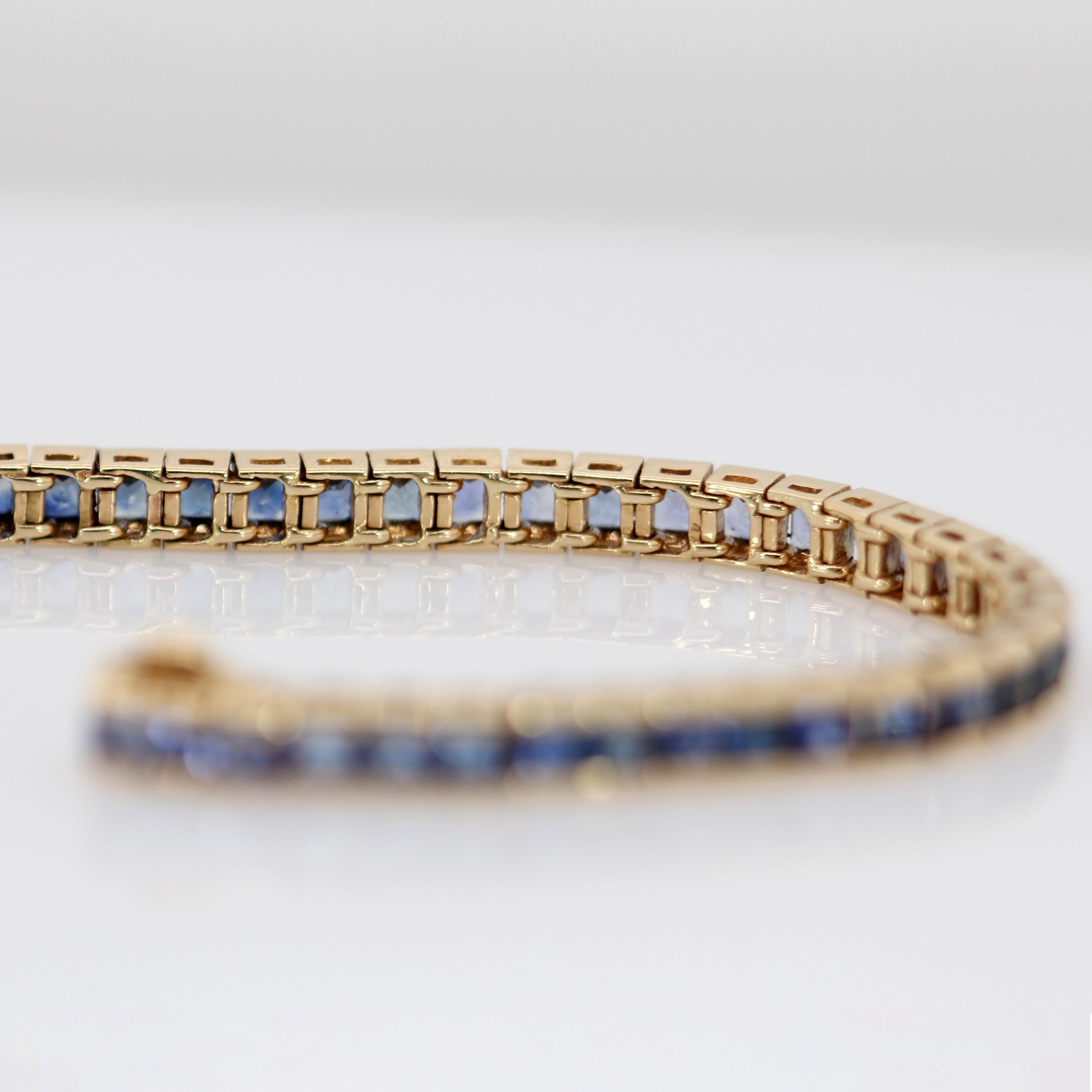 Estate 6.60ct Ombré Ceylon Sapphire Bracelet in 14K Yellow Gold  66 Sapphires For Sale 3