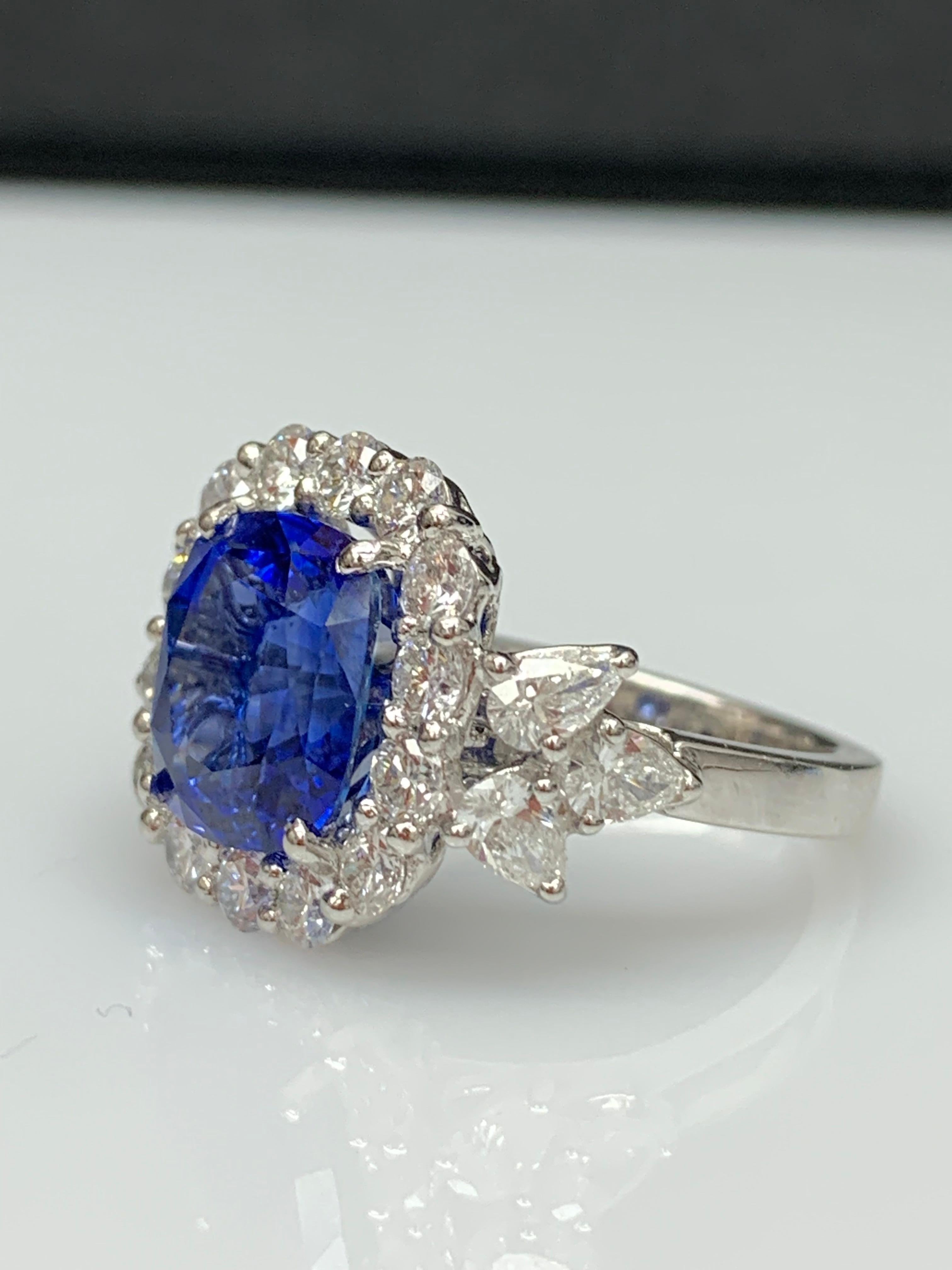 6.61 Carat Cushion Cut Blue Sapphire Diamond Engagement Ring in Platinum For Sale 10