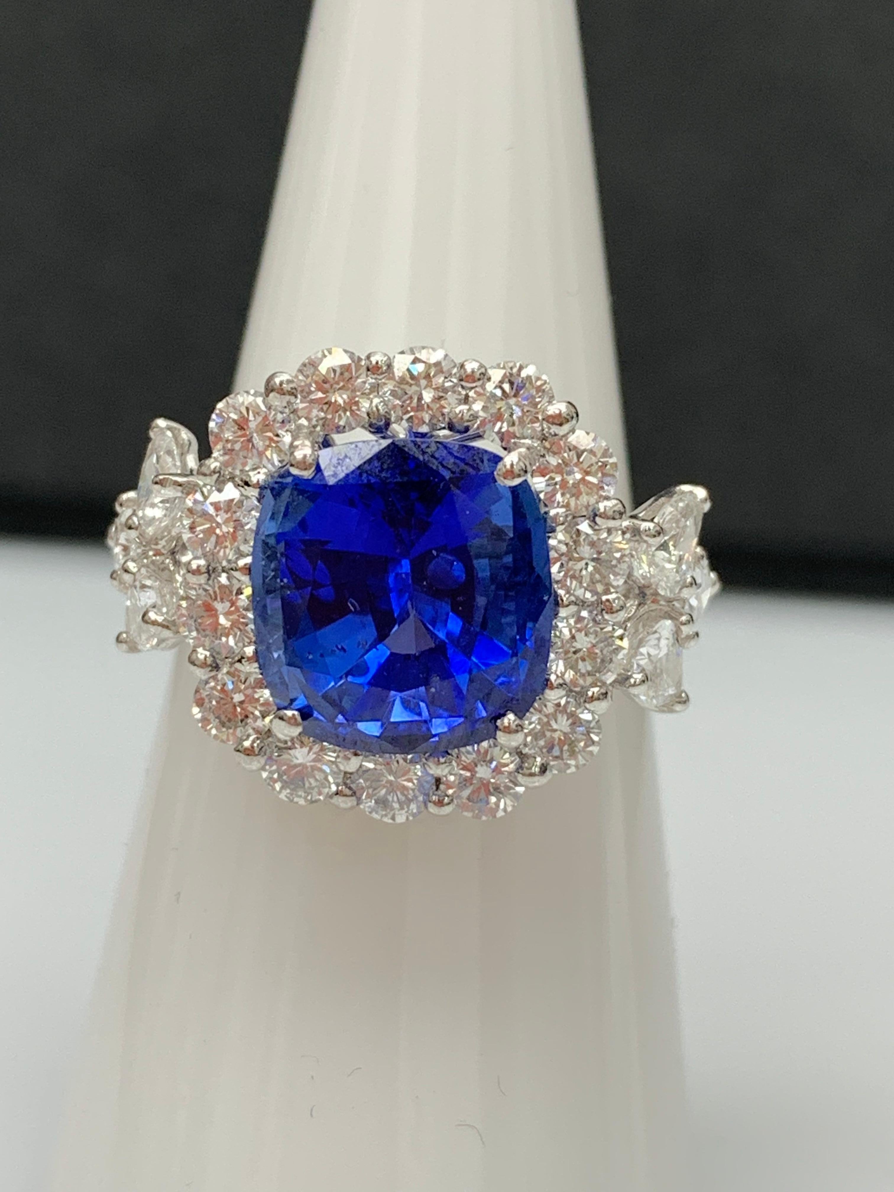6.61 Carat Cushion Cut Blue Sapphire Diamond Engagement Ring in Platinum For Sale 14