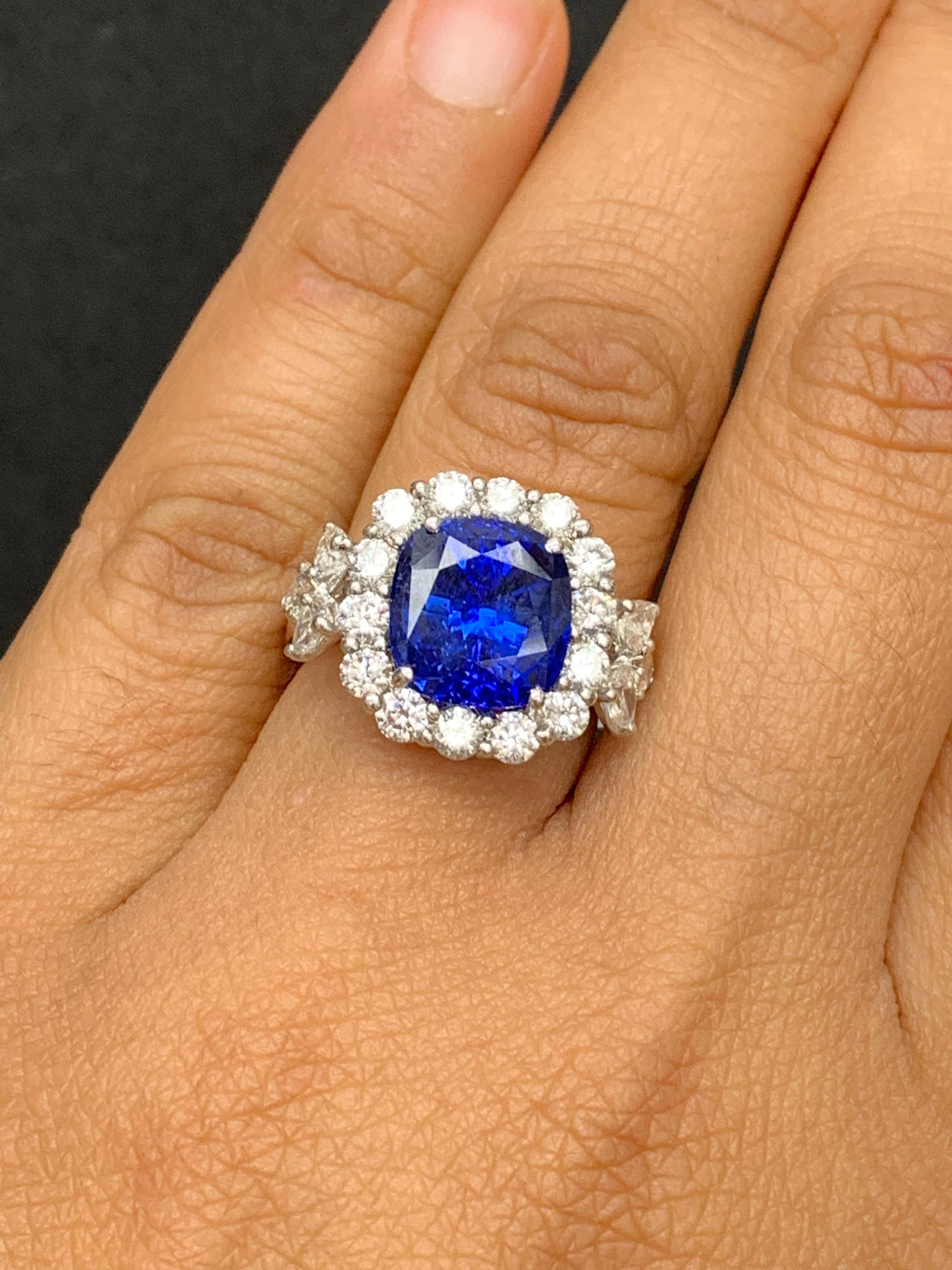 6.61 Carat Cushion Cut Blue Sapphire Diamond Engagement Ring in Platinum For Sale 4