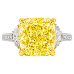 6.61 Carat Fancy Yellow Internally Flawless Diamond Ring