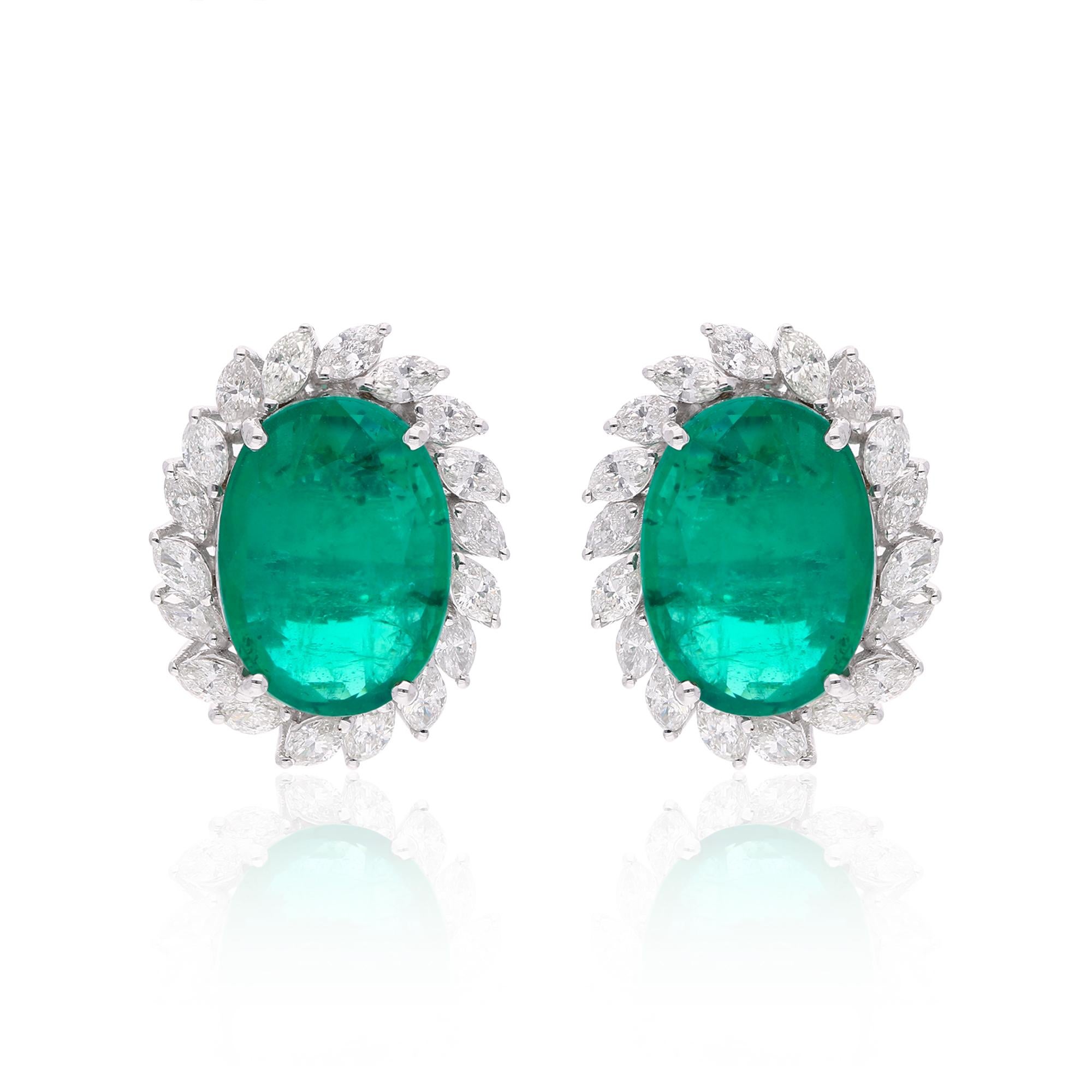 Donna Orecchini con perno di diamanti a forma di smeraldo ovale dello Zambia da 6,61 carati, con diamante a forma di marquise, in oro bianco 14 carati in vendita