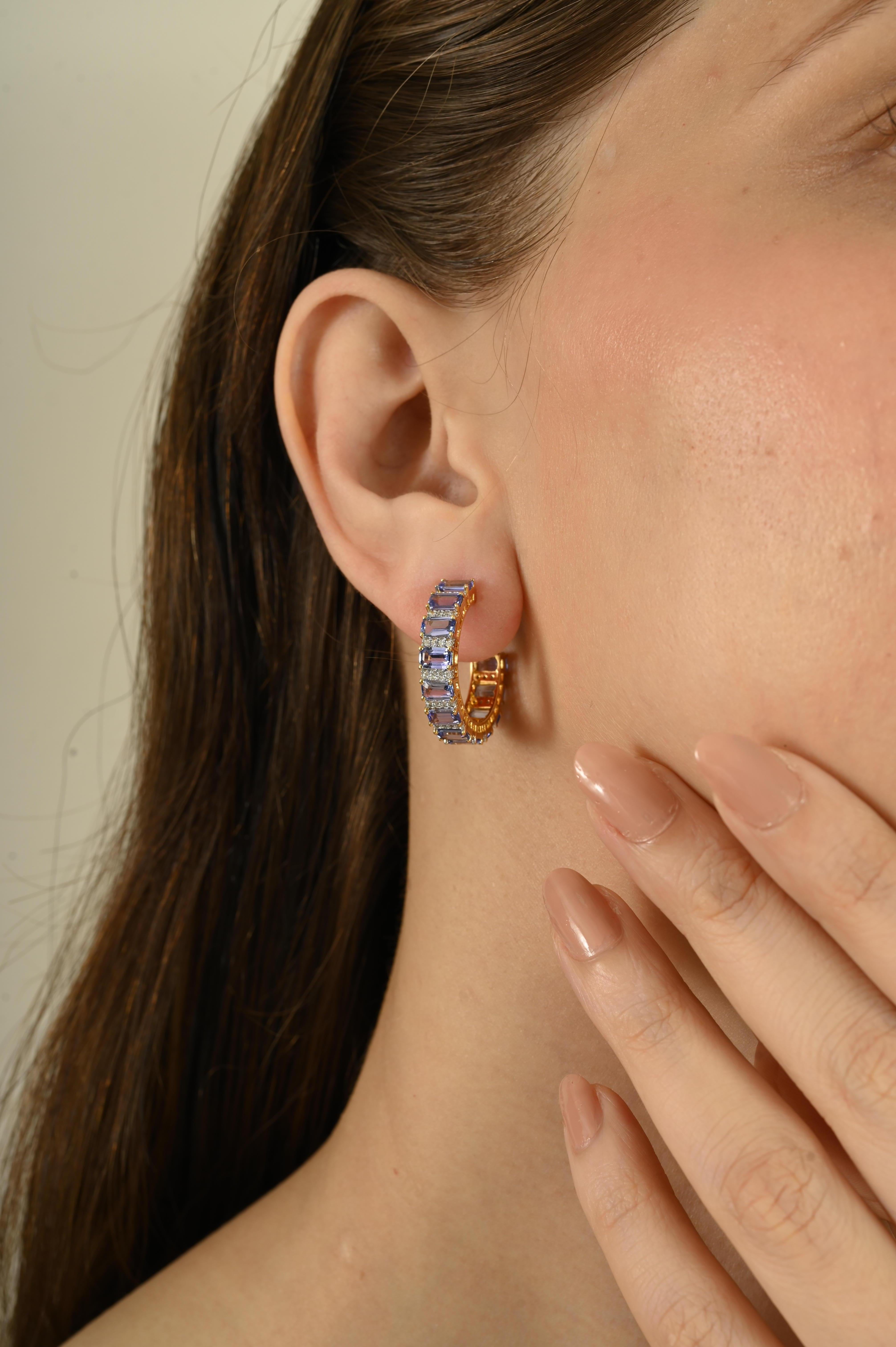 Ottagono Orecchini a cerchio con tanzanite e diamanti da 6,61 carati in oro giallo 14k Regalo per le vacanze in vendita