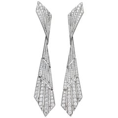 6.62 Carat Art Deco Style Diamond 18 Karat White Gold Chandelier Earrings