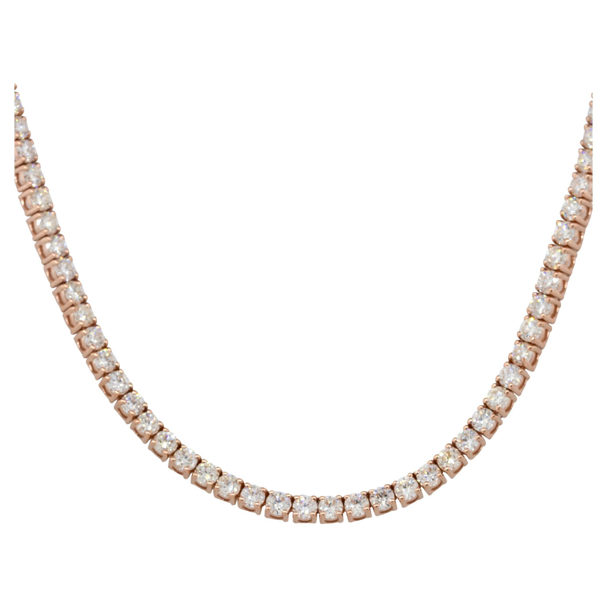 Collier tennis en or 14 carats avec diamants ronds de 6,62 carats de 18 pouces en vente
