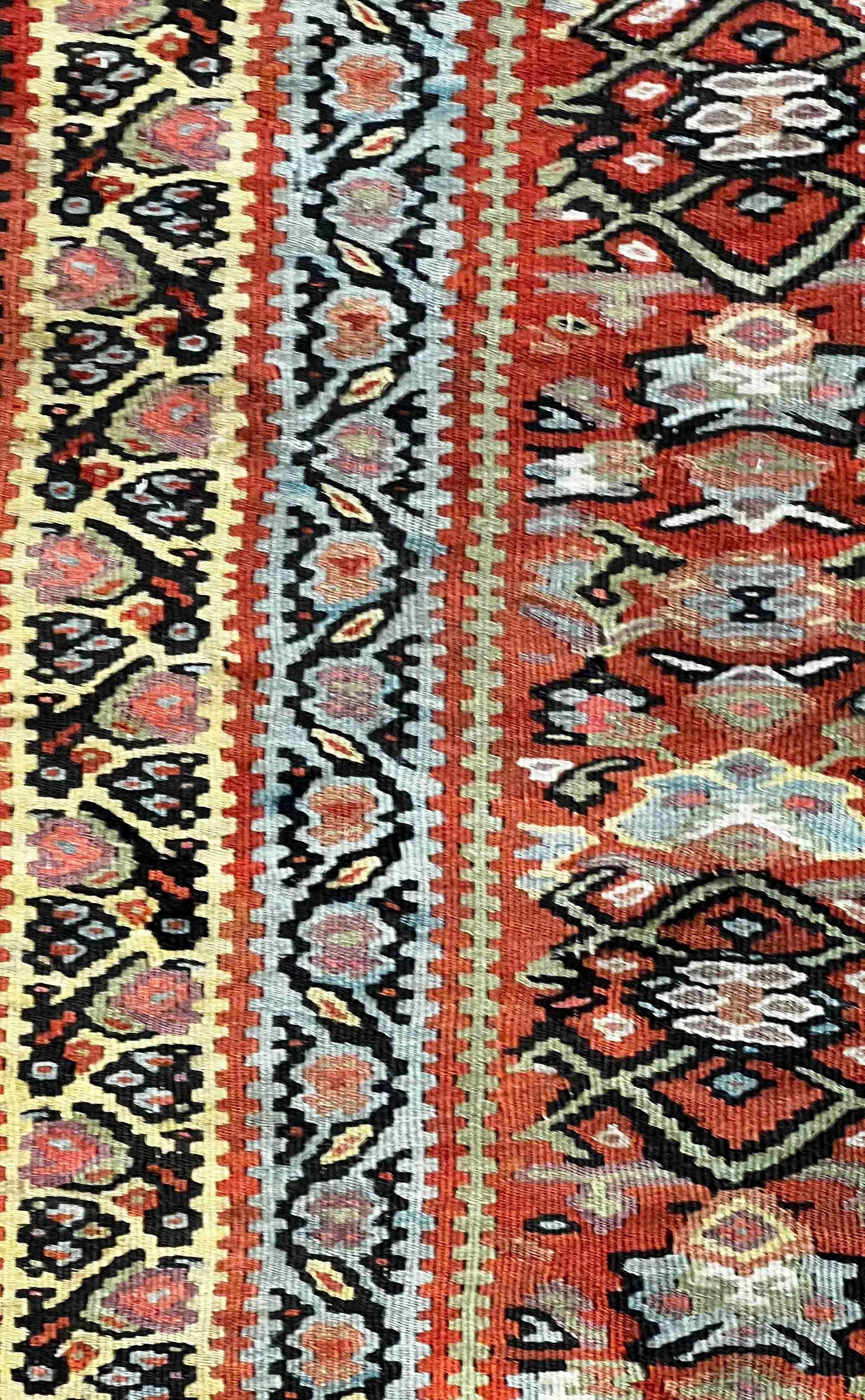 663 - Alter feiner Senneh-Kelim im Angebot 3