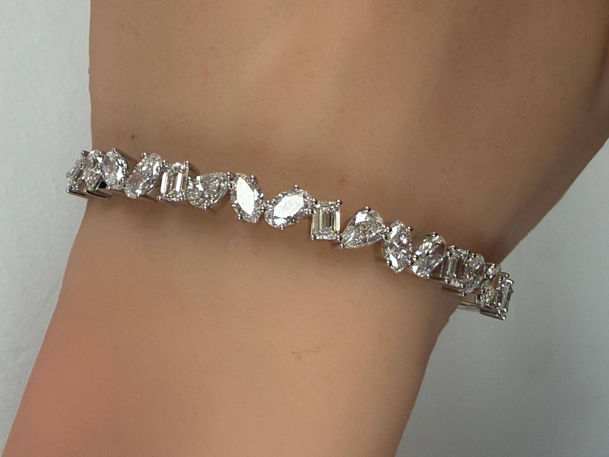 6.63ct. Bracelet en or blanc 14K avec diamant fantaisie mixte en vente 3