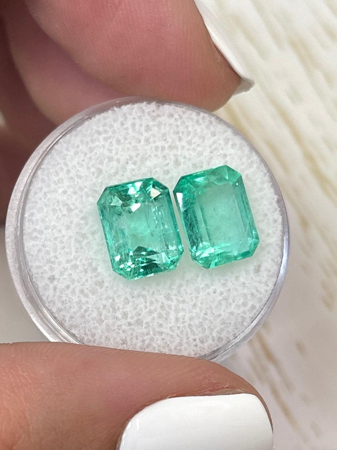 6,63tcw abbinati a 10x8 smeraldi colombiani taglio smeraldo verde - coppia autentica In condizioni Nuovo in vendita a Jupiter, FL
