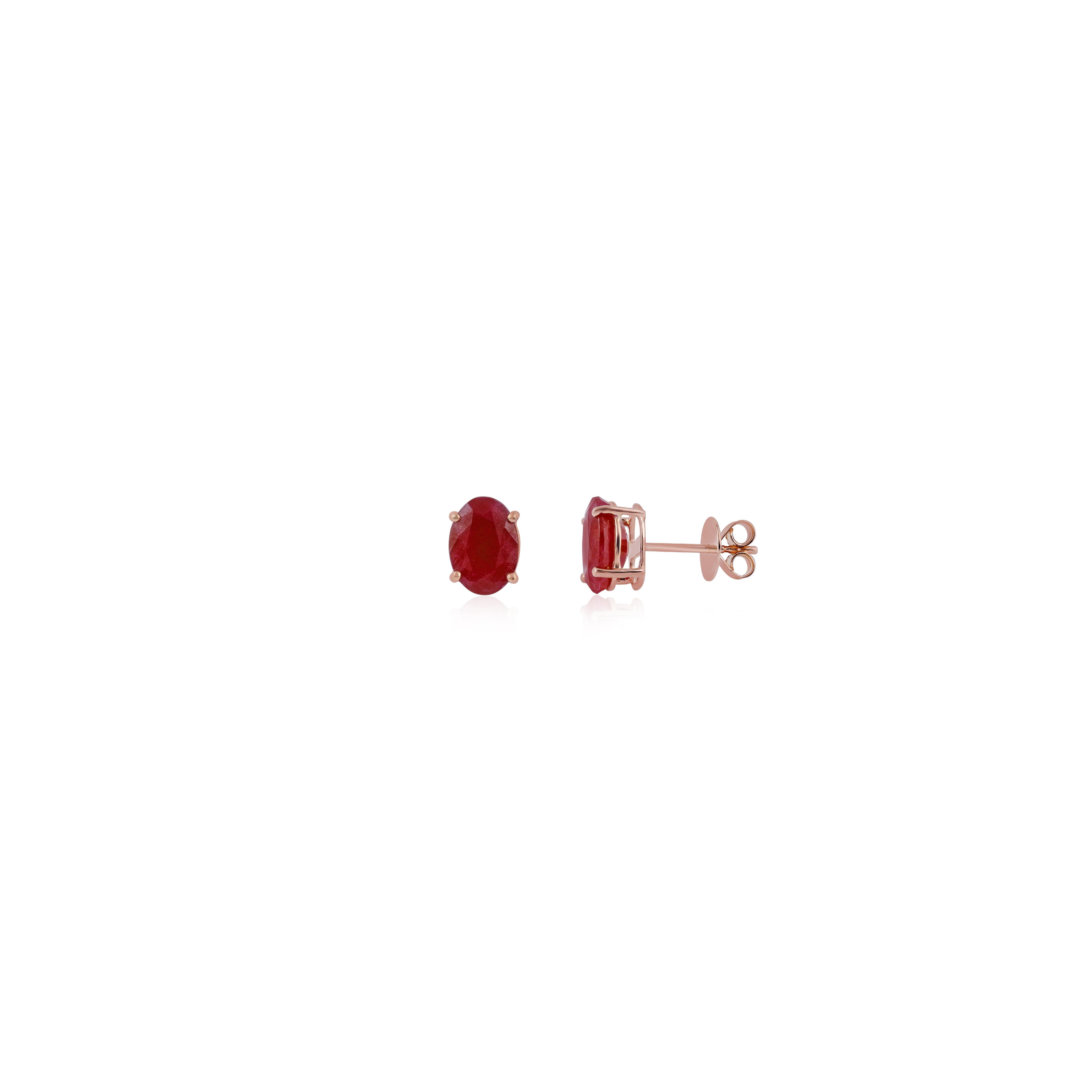 Modern Clear Burma  Ruby Earrings Studs in 18k Rose Gold For Sale