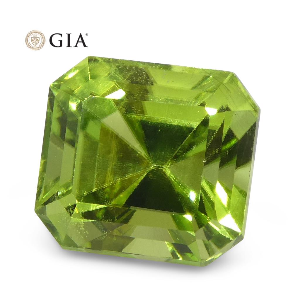 Women's or Men's 6.64ct Octagonal/Emerald Cut Yellowish Green Peridot GIA Certified For Sale