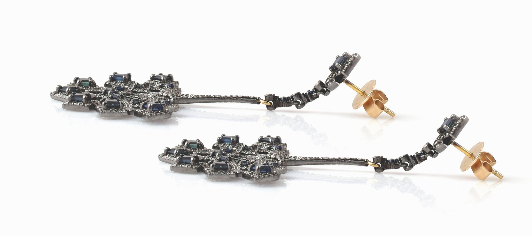 Taille carrée Boucles d'oreilles pendantes en forme d'éventail avec diamant et saphir bleu de 6,65 carats en vente