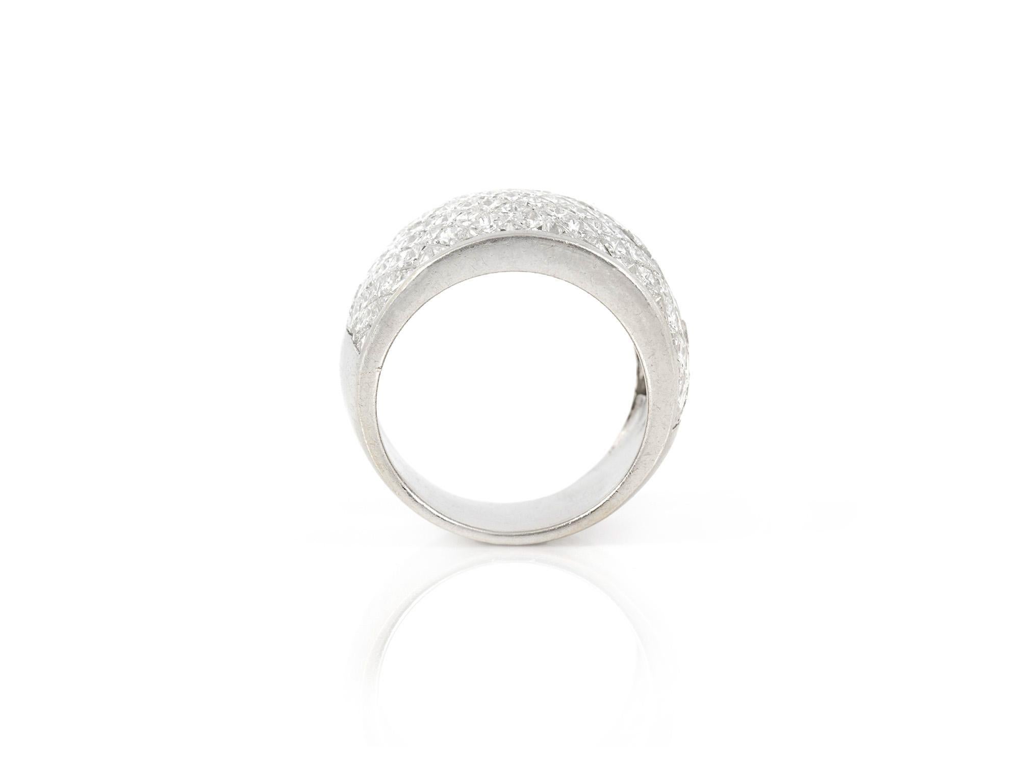 6.65 Carat Invisible Set Princess Cut Diamonds Wide Band Bon état - En vente à New York, NY