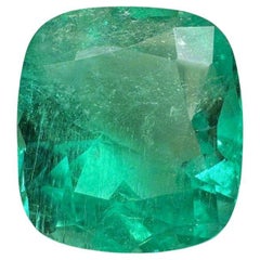6.65 Carat Medium Bluish Green Colombian Emerald - Chivor Cushion Cut Gem