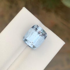 6.65 Carat Natural Loose Aquamarine Goshenite Cushion Cut Gemstone