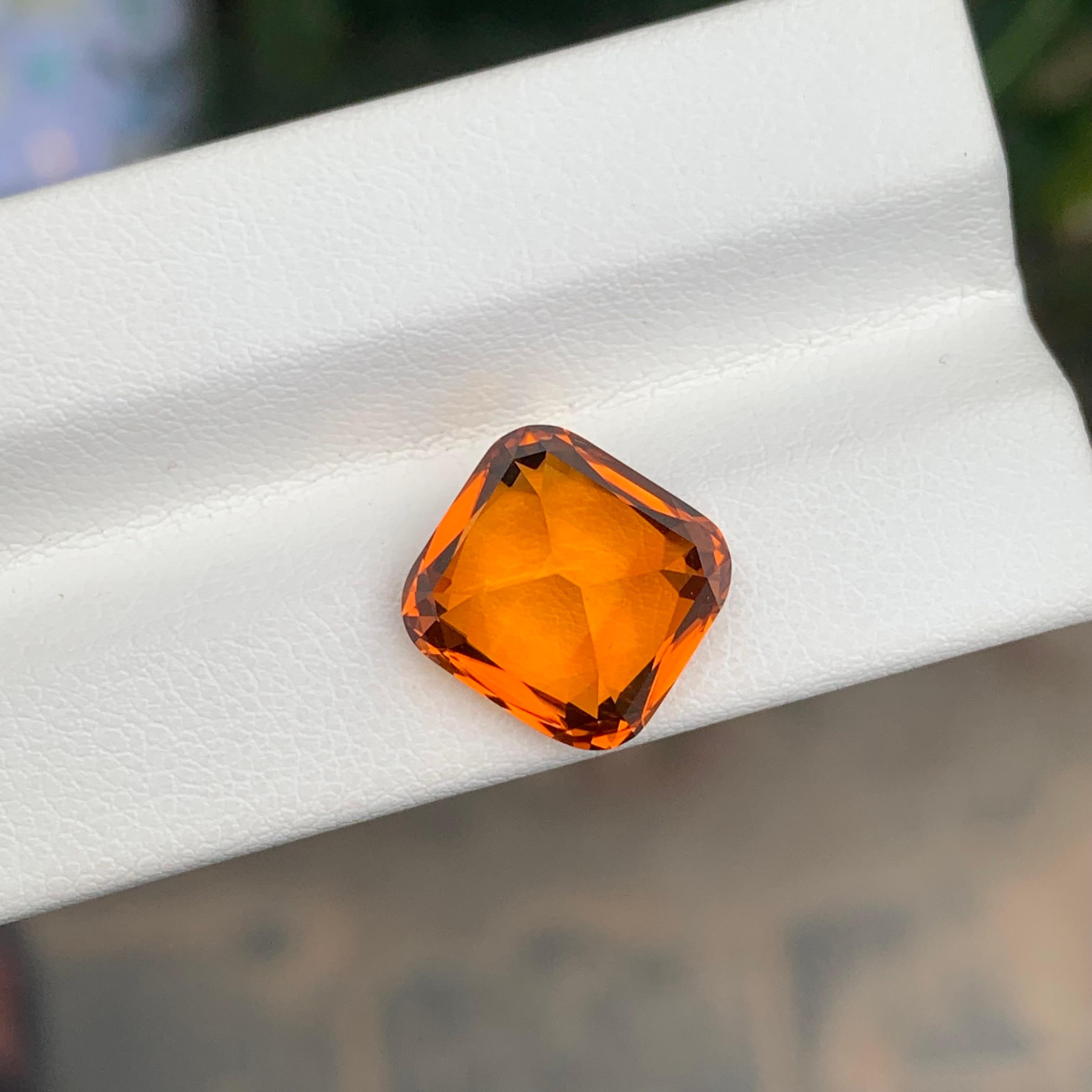 Citrine de Madère en vrac

Poids : 6,65 carats
Dimension : 11.6 x 11.1 x 8.2 Mm
Origine : Brésil
Couleur : Orange et jaune
Forme : Coussin 
Certificat : Sur demande

La citrine de Madère, une pierre précieuse captivante nommée d'après les tons