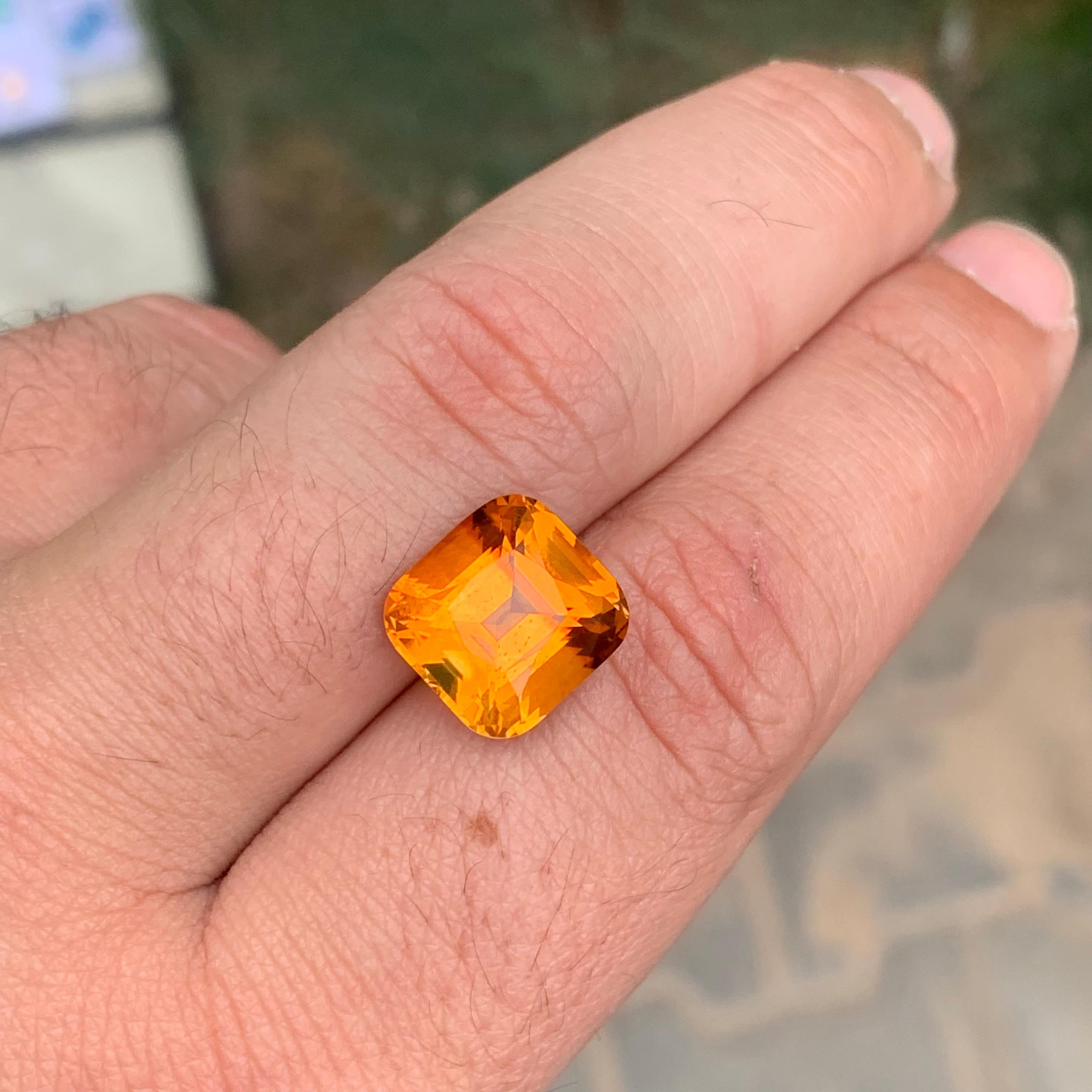Pierre précieuse naturelle taille coussin Madeira Citrine non sertie de 6,65 carats Neuf - En vente à Peshawar, PK
