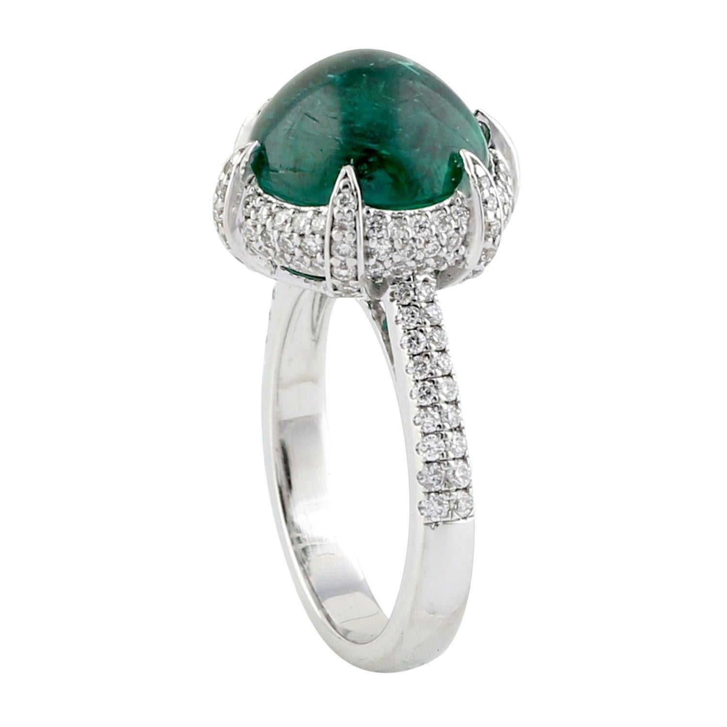 For Sale:  6.66 Carat Emerald Diamond 14 Karat Gold Claw Ring 3