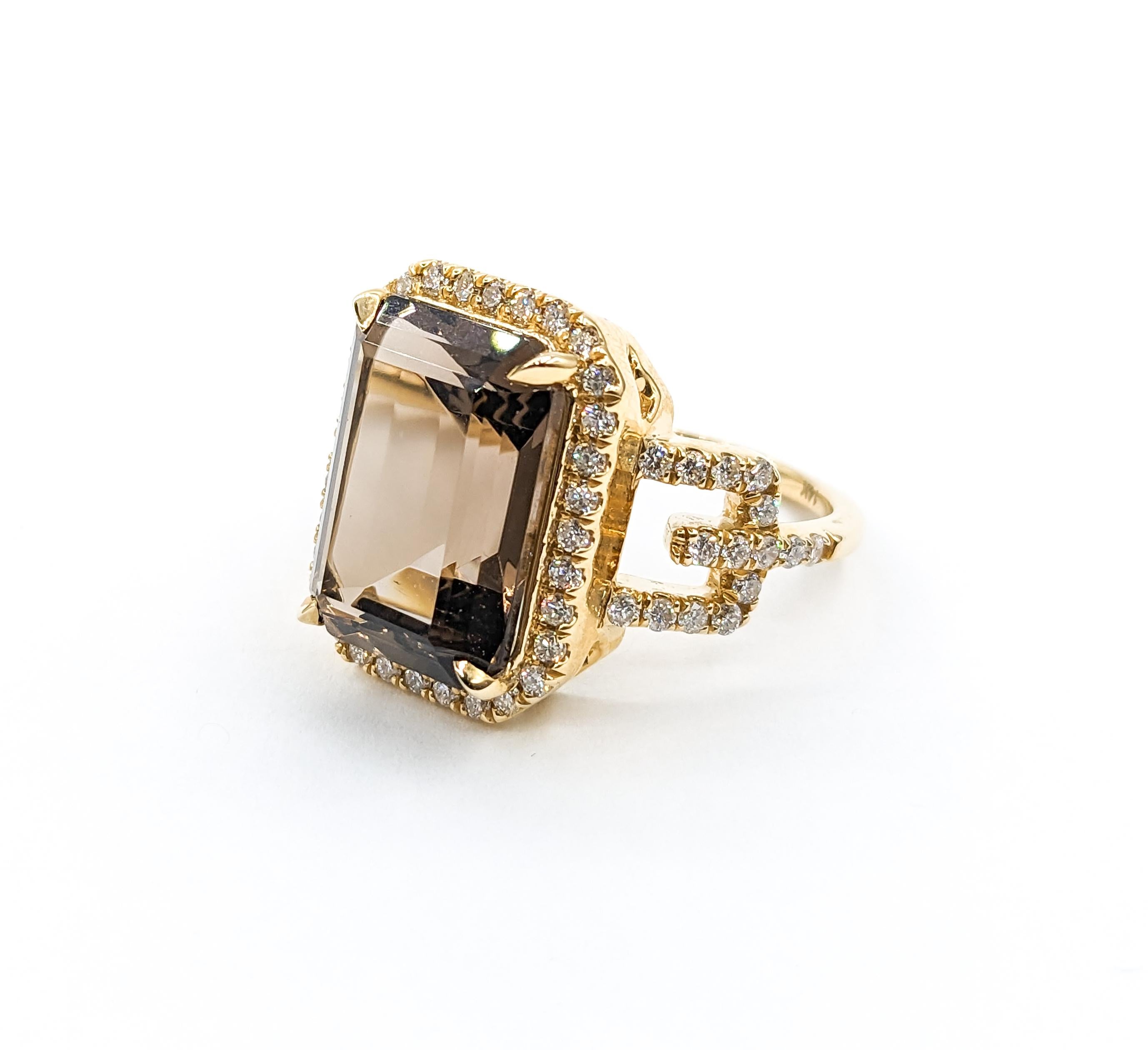 6.66ct Smoky Quartz & Diamond Ring In Yellow Gold For Sale 5