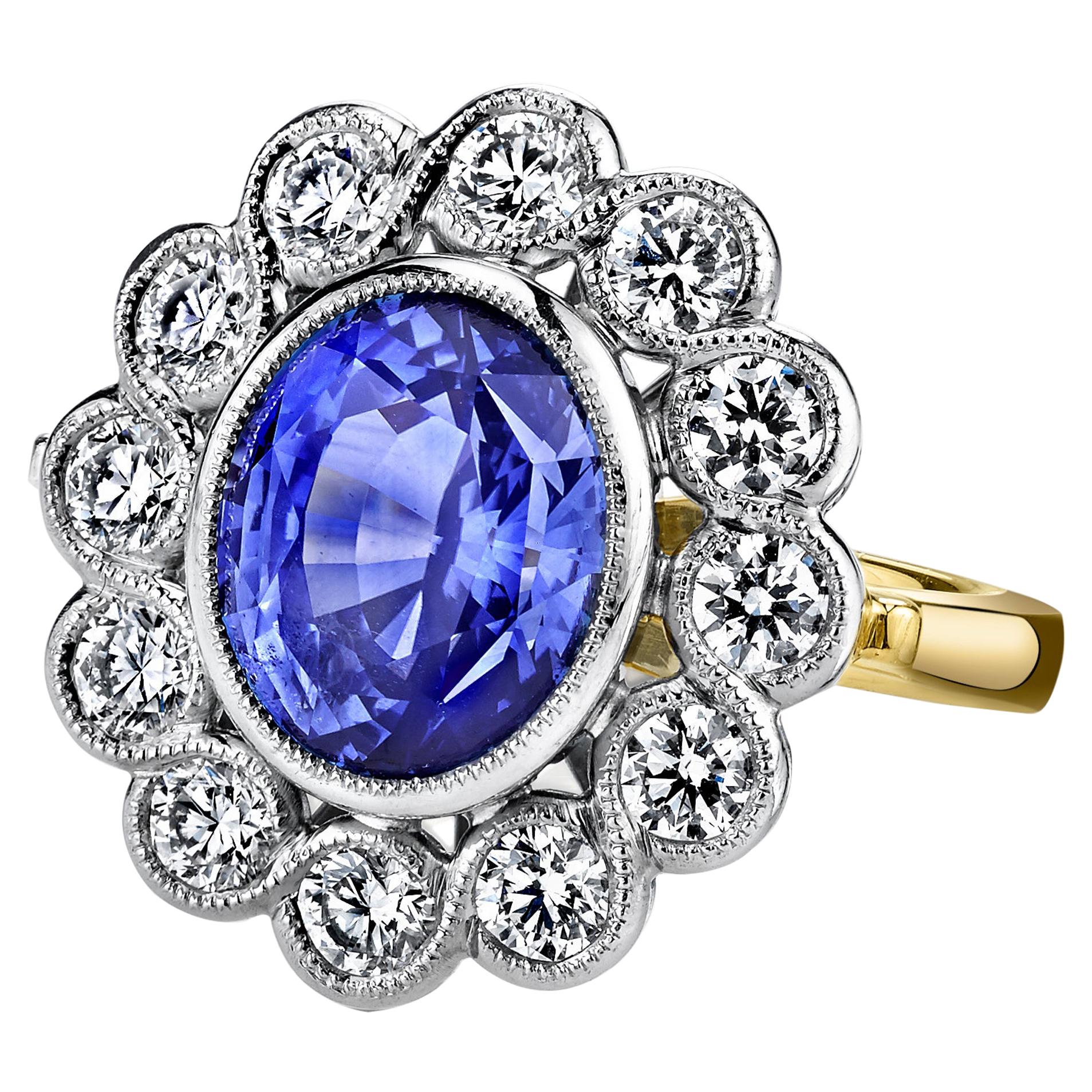 6.67 Carat Cornflower Blue Sapphire and Diamond Cocktail Ring in 18k Gold  For Sale at 1stDibs