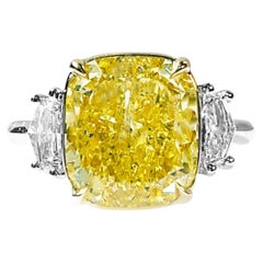 Anillo de compromiso de diamantes amarillos intensos de fantasía de 6,50 quilates en platino, informe GIA