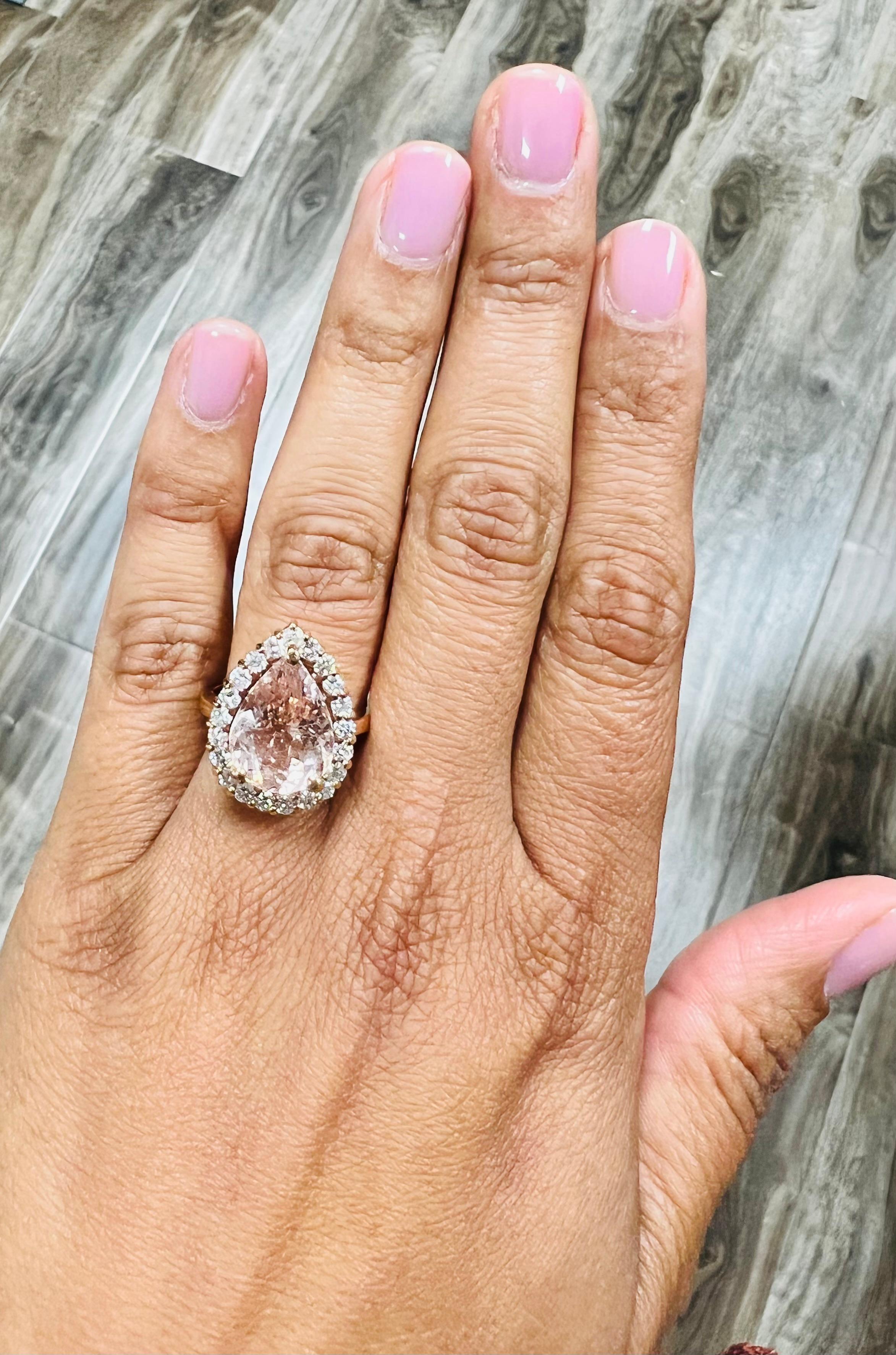 Bague de cocktail en or jaune 14 carats, Morgane naturelle 6,68 carats, diamant en vente 1