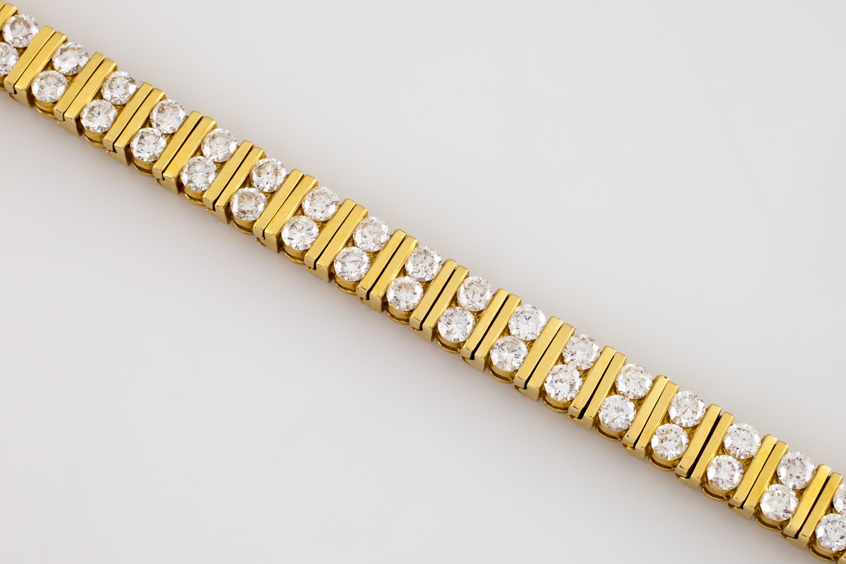 Modern 6.68 Carat Round Diamond Yellow Gold Doublet Tennis Bracelet For Sale