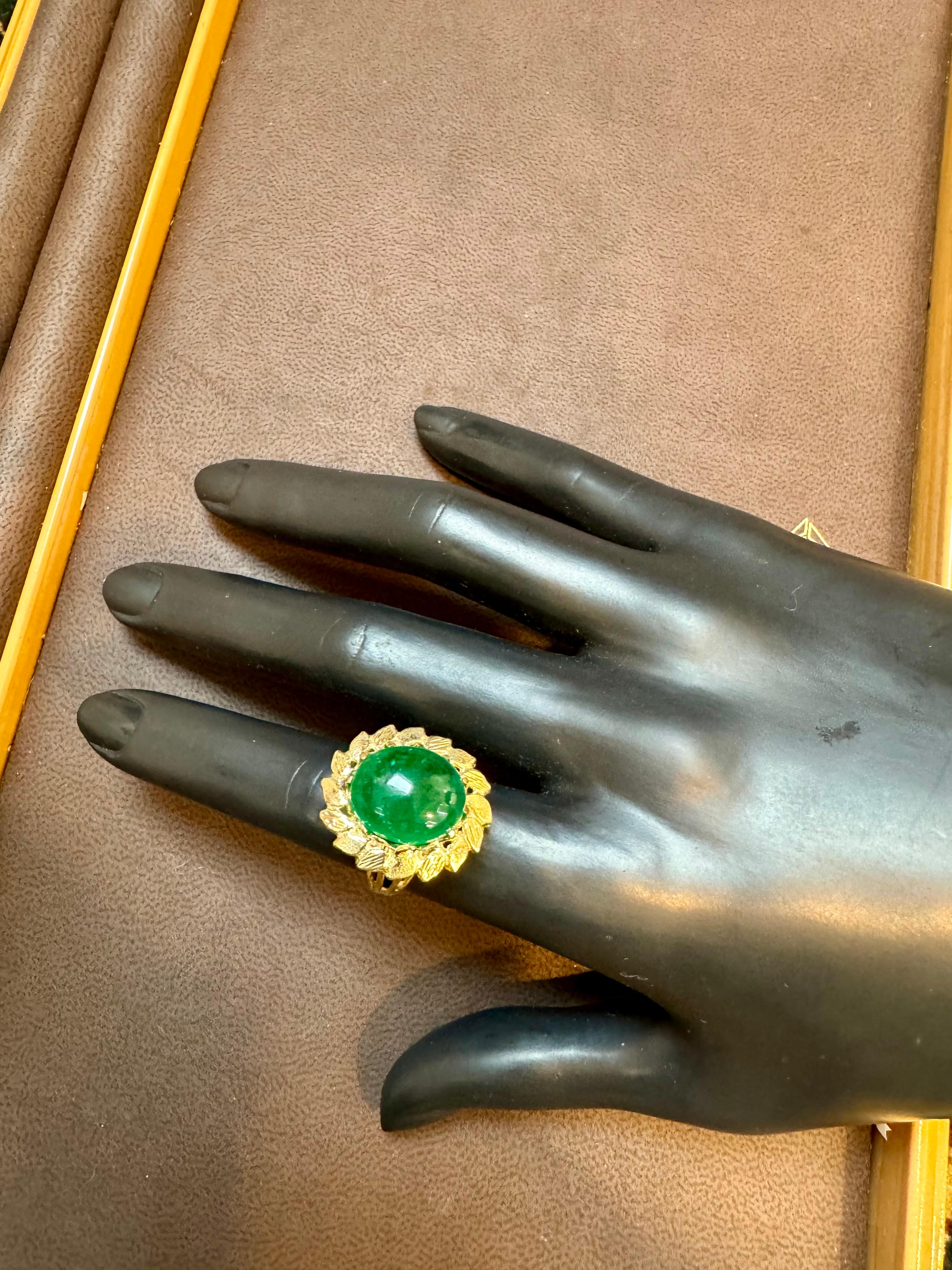 6.68 Carat Zambian Emerald Cabochon Cocktail Ring 14 Karat Yellow Gold For Sale 1