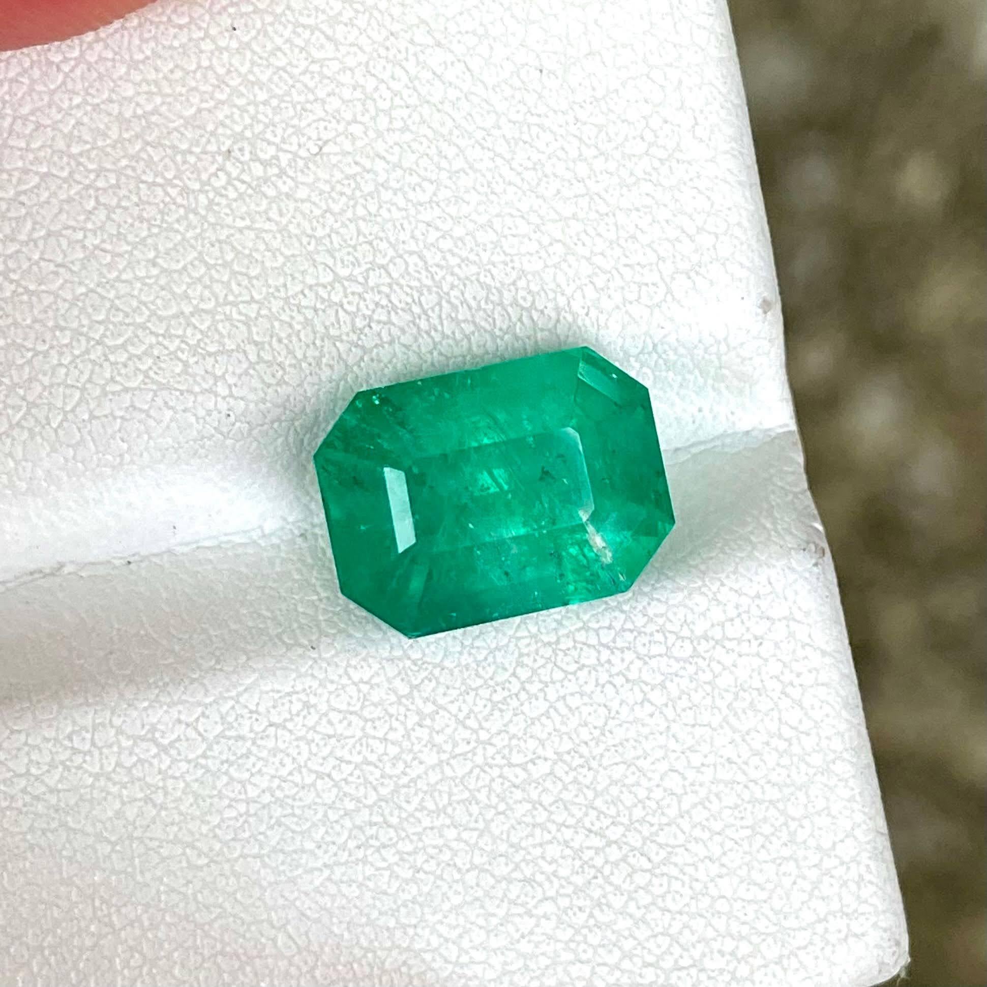 Weight 6.68 carats 
Dimensions 12.24x9.05x8.52 mm
Treatment Minor Oil 
Origin Afghanistan 
Clarity Included 
Shape octagon 
Cut emerald 



This stunning 6.68 carat emerald stone, meticulously cut into a classic emerald shape, emanates a rich and