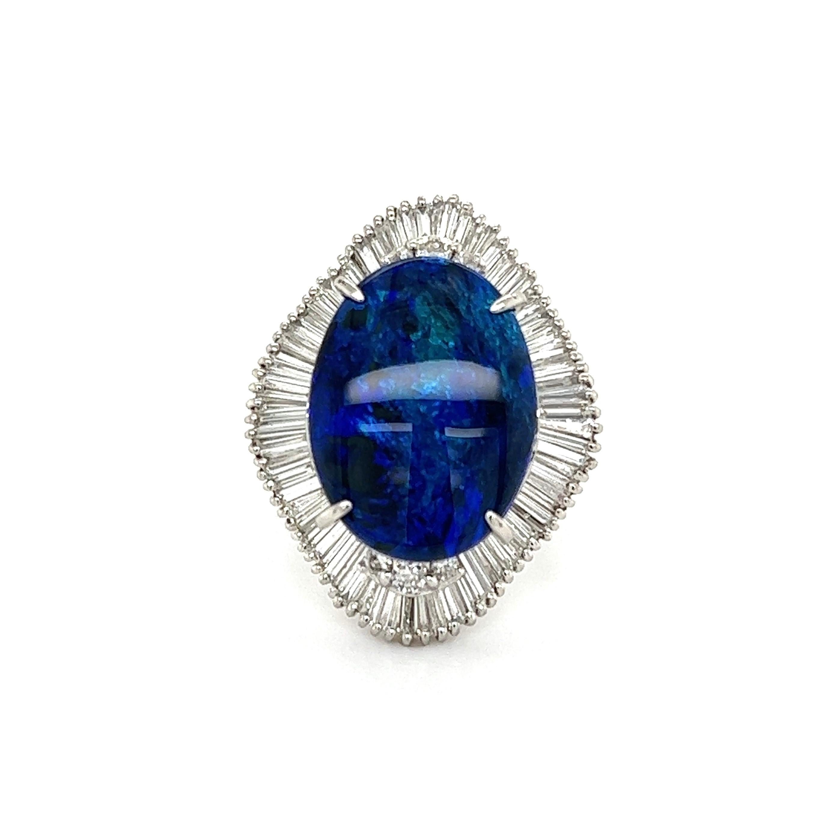 6.69 Carat Black Opal and Diamond Platinum Cocktail Ring Estate Fine Jewelry In Excellent Condition For Sale In Montreal, QC