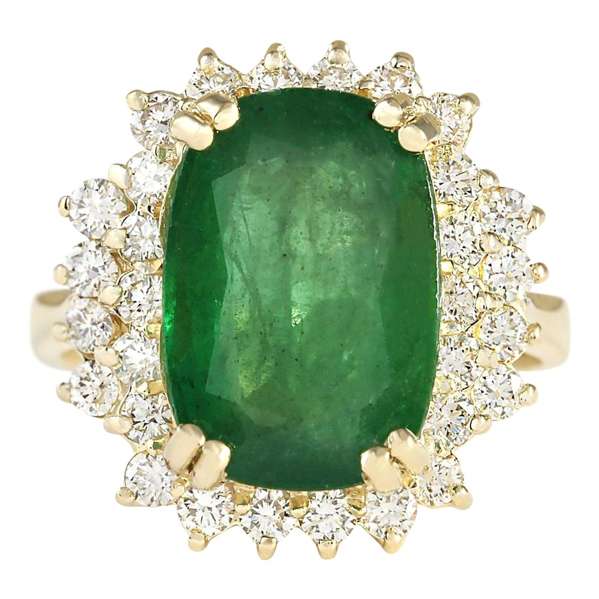 Exquisite Emerald Diamond Ring In 14 Karat Yellow Gold  For Sale