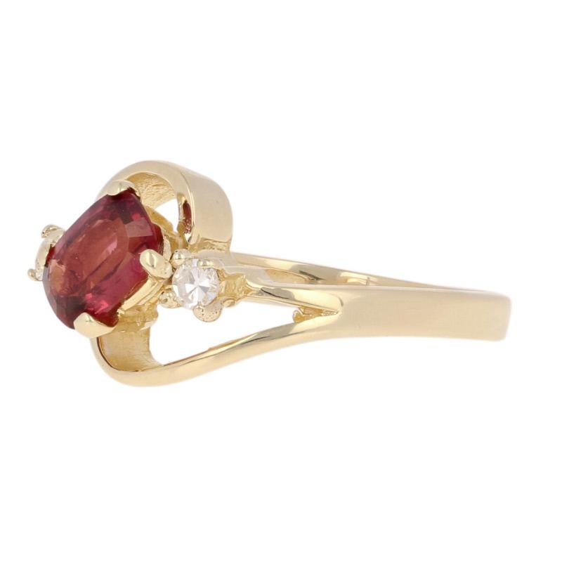 .66ctw Granat & Diamant Ring, 14k Gelbgold Bypass () 2