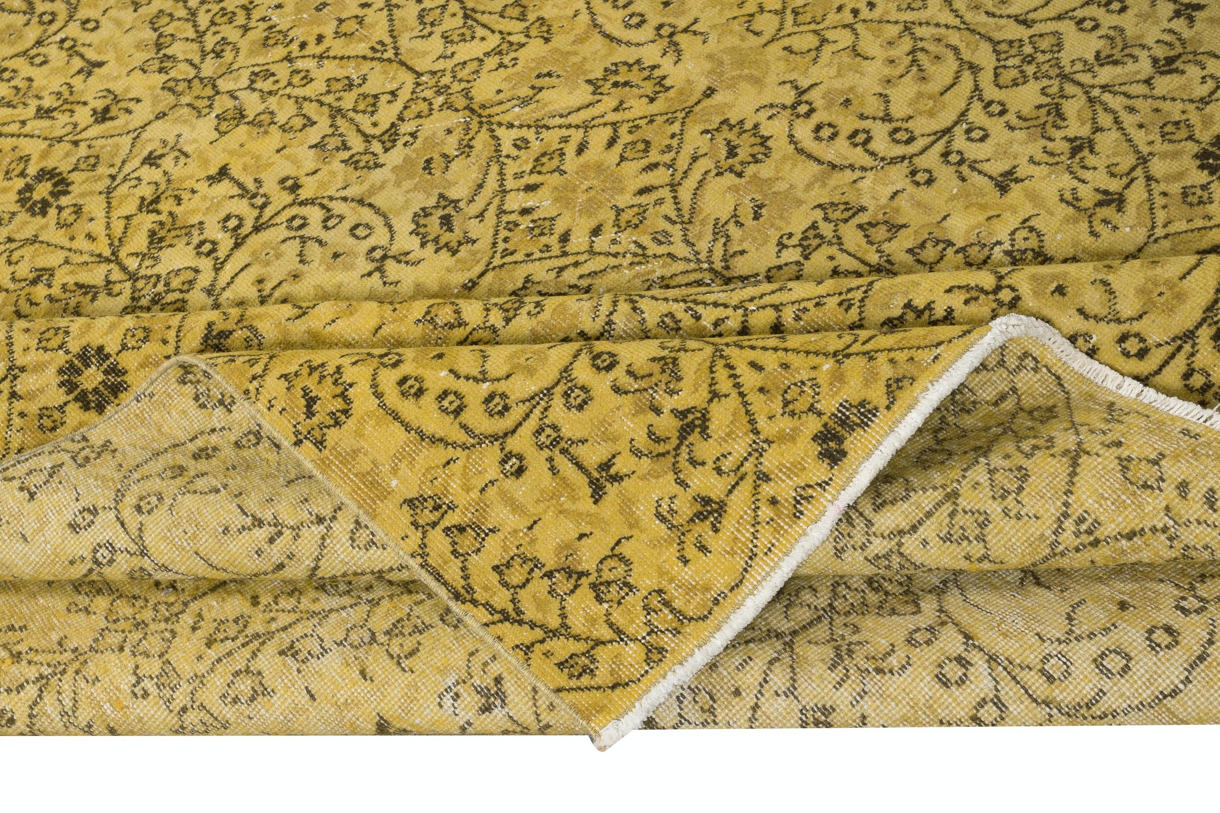 Hand-Knotted 6.6x10 Ft Modern Handmade Turkish Floral Patterned Area Rug in Yellow Color For Sale
