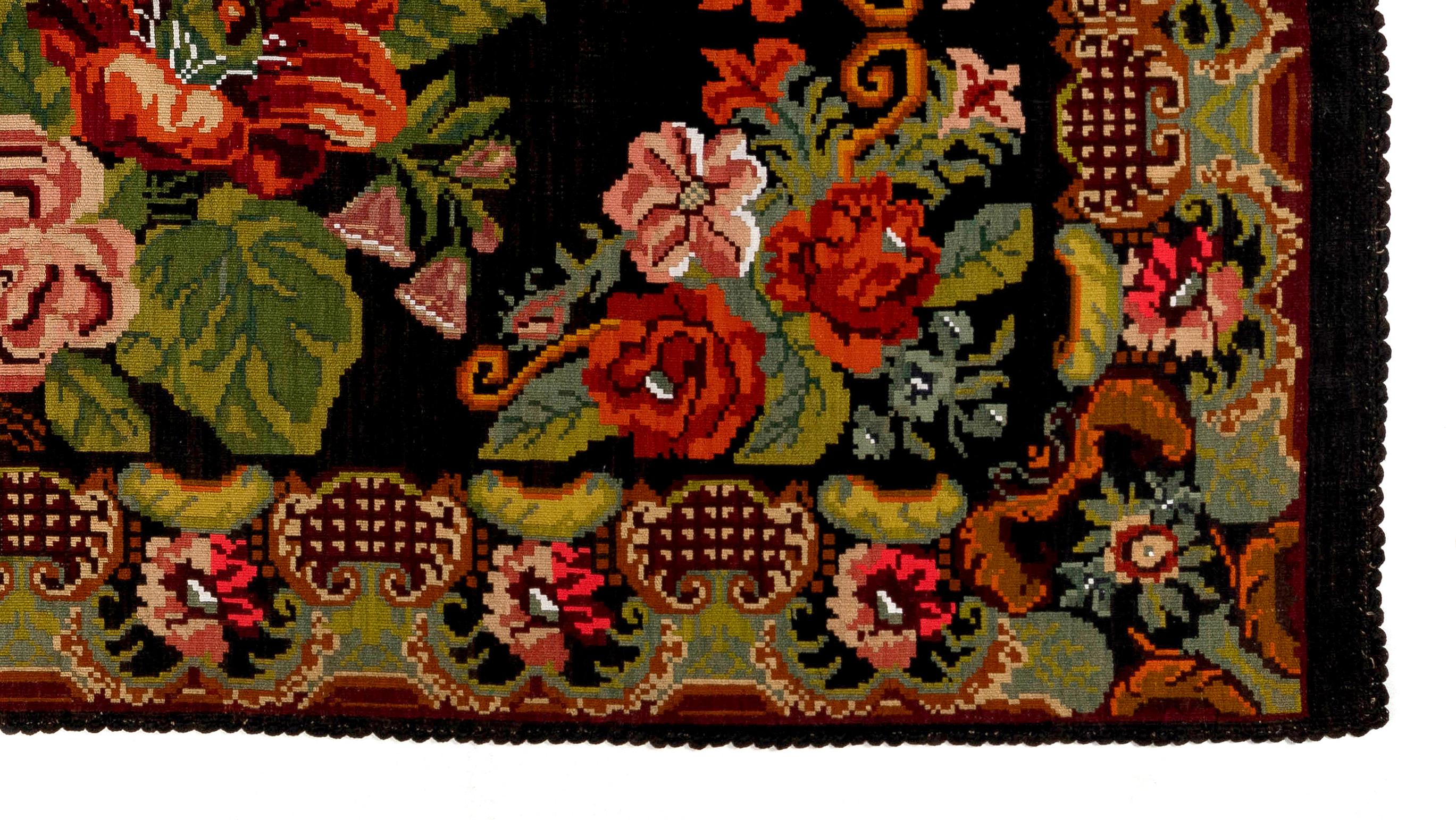 6.8x12.2 Ft Vintage Bessarabian Kilim, Handwoven Wool Rug, Floral Wall Hanging Bon état - En vente à Philadelphia, PA