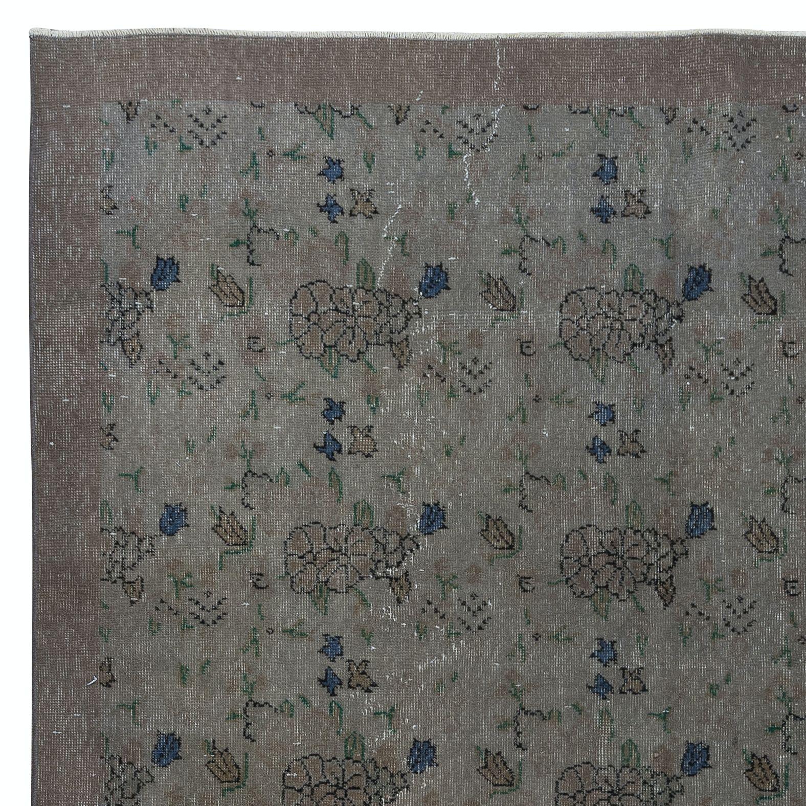 6.6x9.2 Ft Modern Handmade Turkish Area Rug with Gray, Light Brown and Brown In Good Condition For Sale In Spring Valley, NY