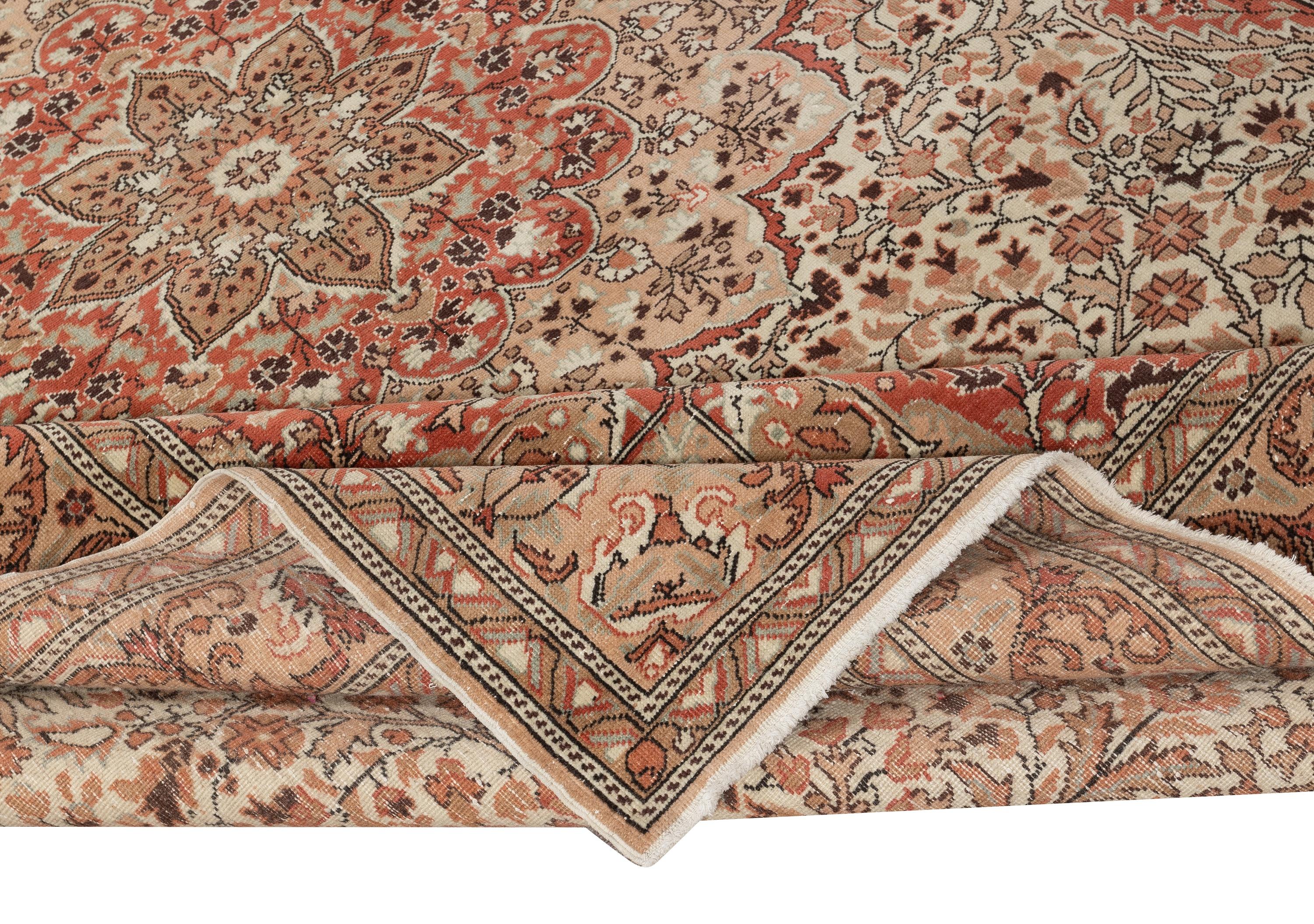 Rustico 6.6x9.6 Ft Tappeto tradizionale in lana turca fatto a mano con design classico a medaglione in vendita