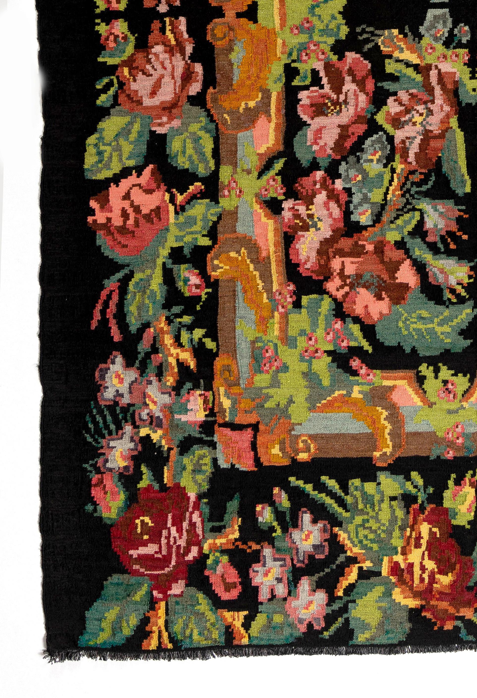 20th Century 6.8x9.8 Ft Handmade Bessarabian Wool Kilim Rug, Vintage Floral Moldovan Tapestry For Sale