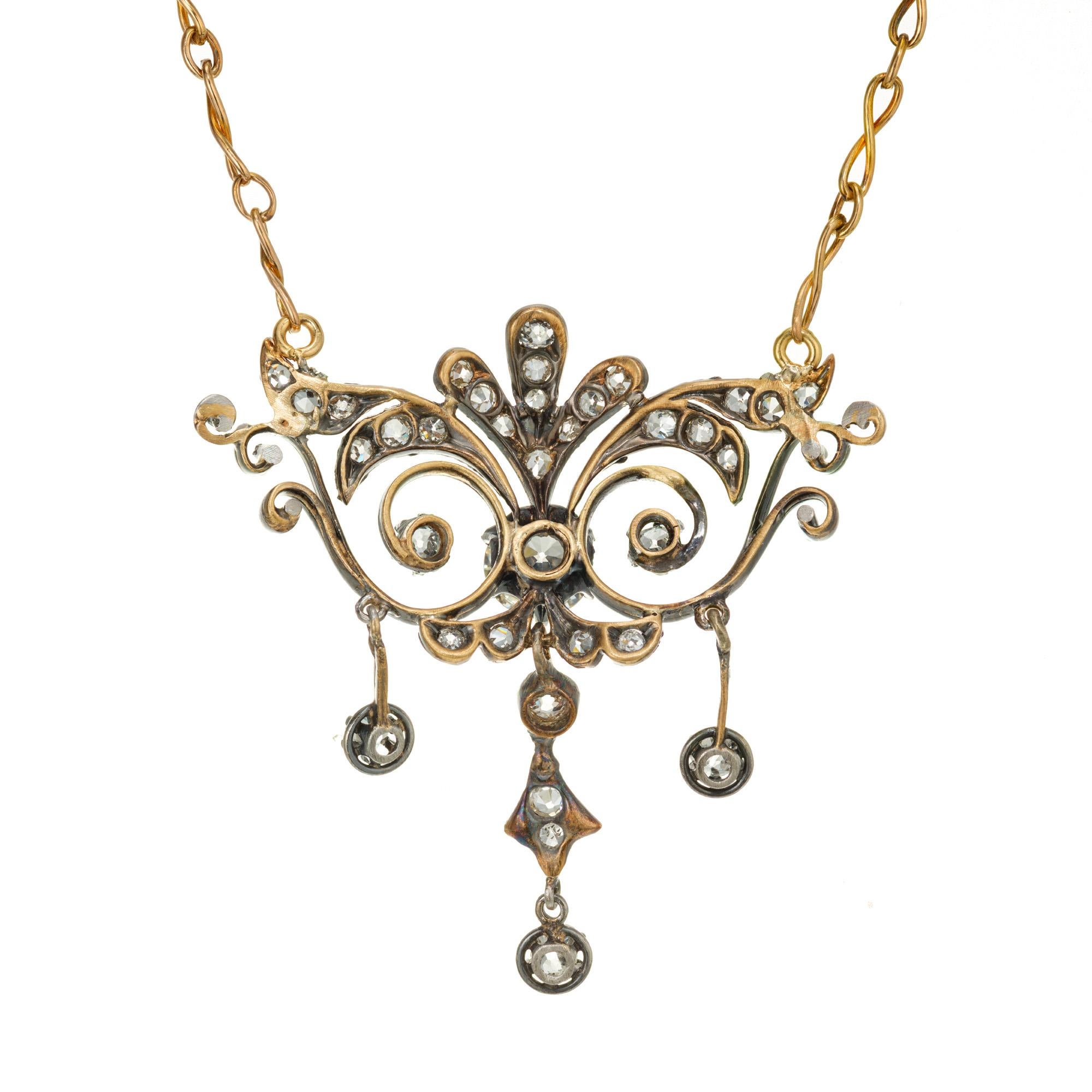 1,17 Karat Diamant Silber Gold durchbrochener Anhänger Halskette im Zustand „Gut“ im Angebot in Stamford, CT